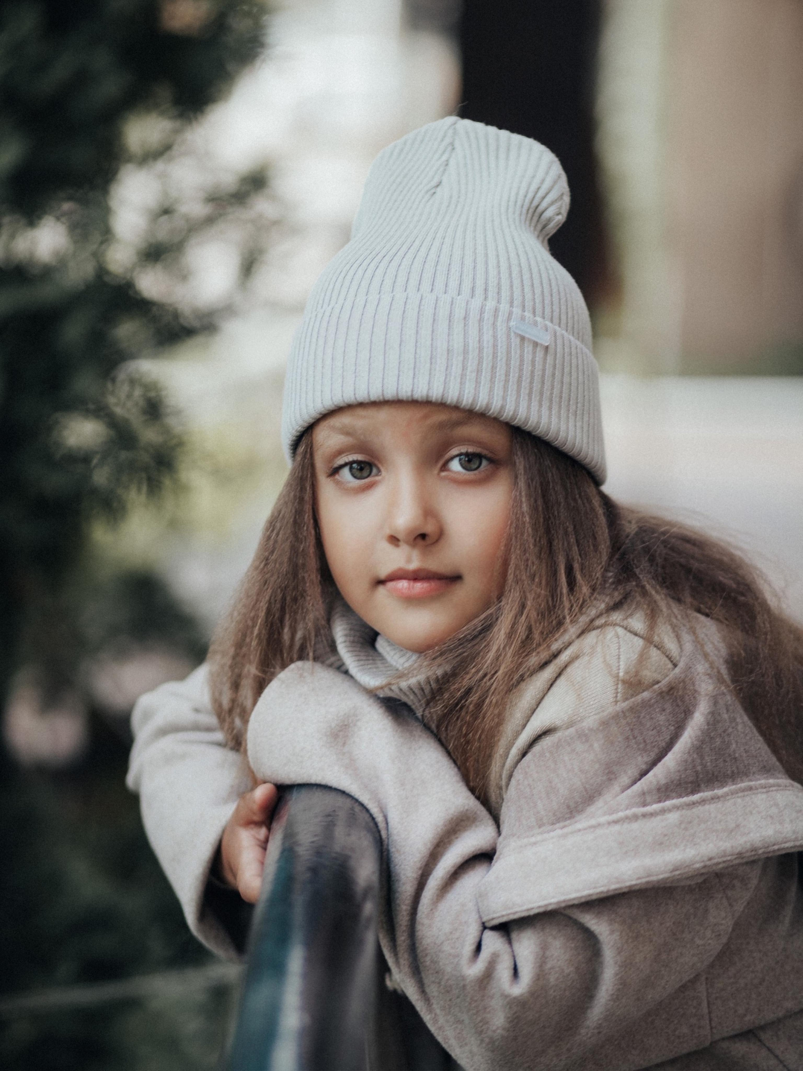Съёмка верхней одежды. Фотограф Мальнева Юлия в Липецке, в Москве. Фотостудия MARU в Липецке