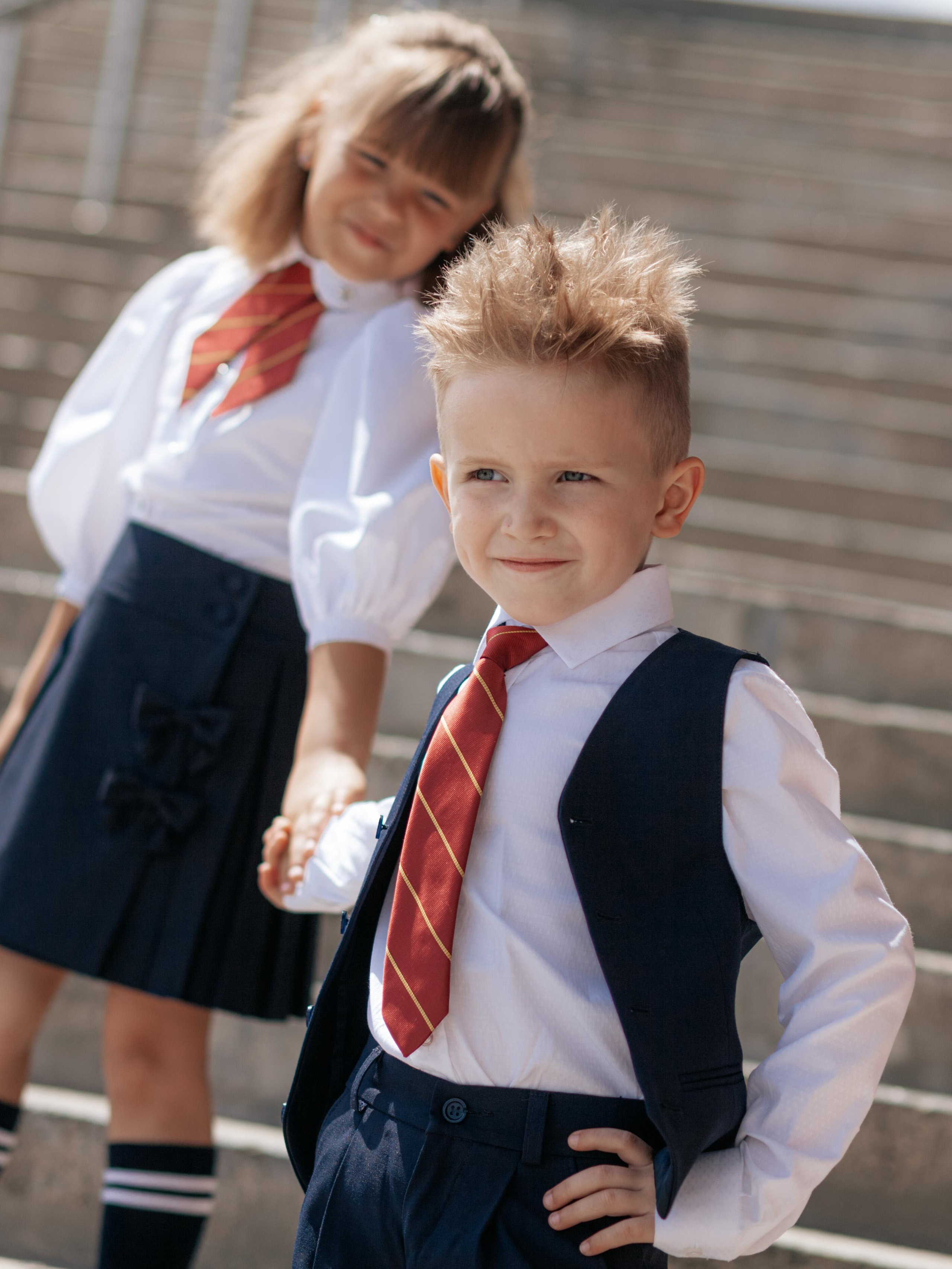 Школьная форма. Фотограф Мальнева Юлия в Липецке, в Москве. Фотостудия MARU в Липецке