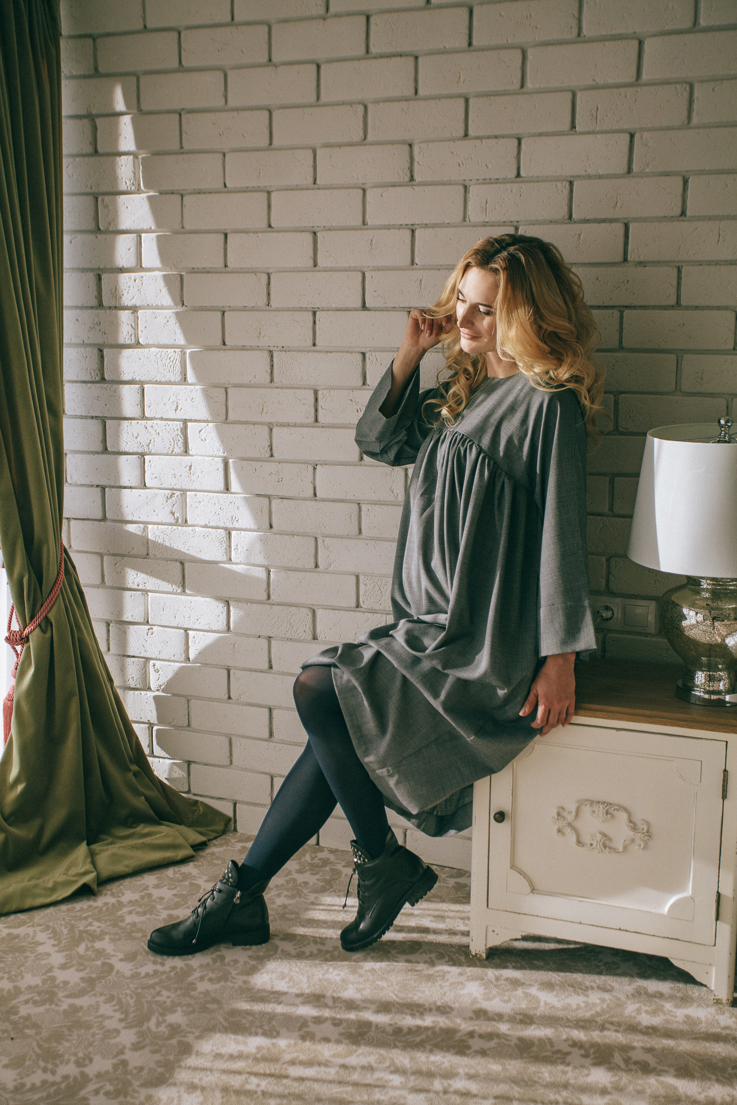 Съёмка для бренда одежды для беременных. Фотограф Мальнева Юлия в Липецке, в Москве. Фотостудия MARU в Липецке