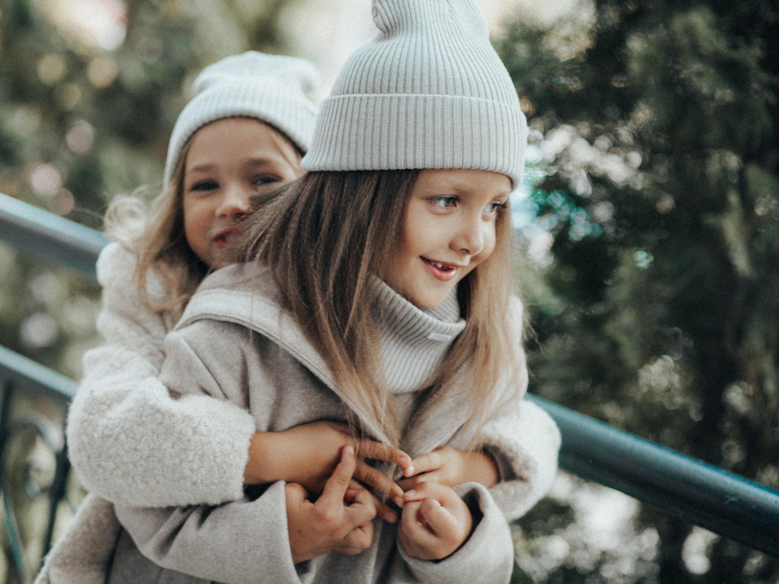 Съёмка верхней одежды. Фотограф Мальнева Юлия в Липецке, в Москве. Фотостудия MARU в Липецке