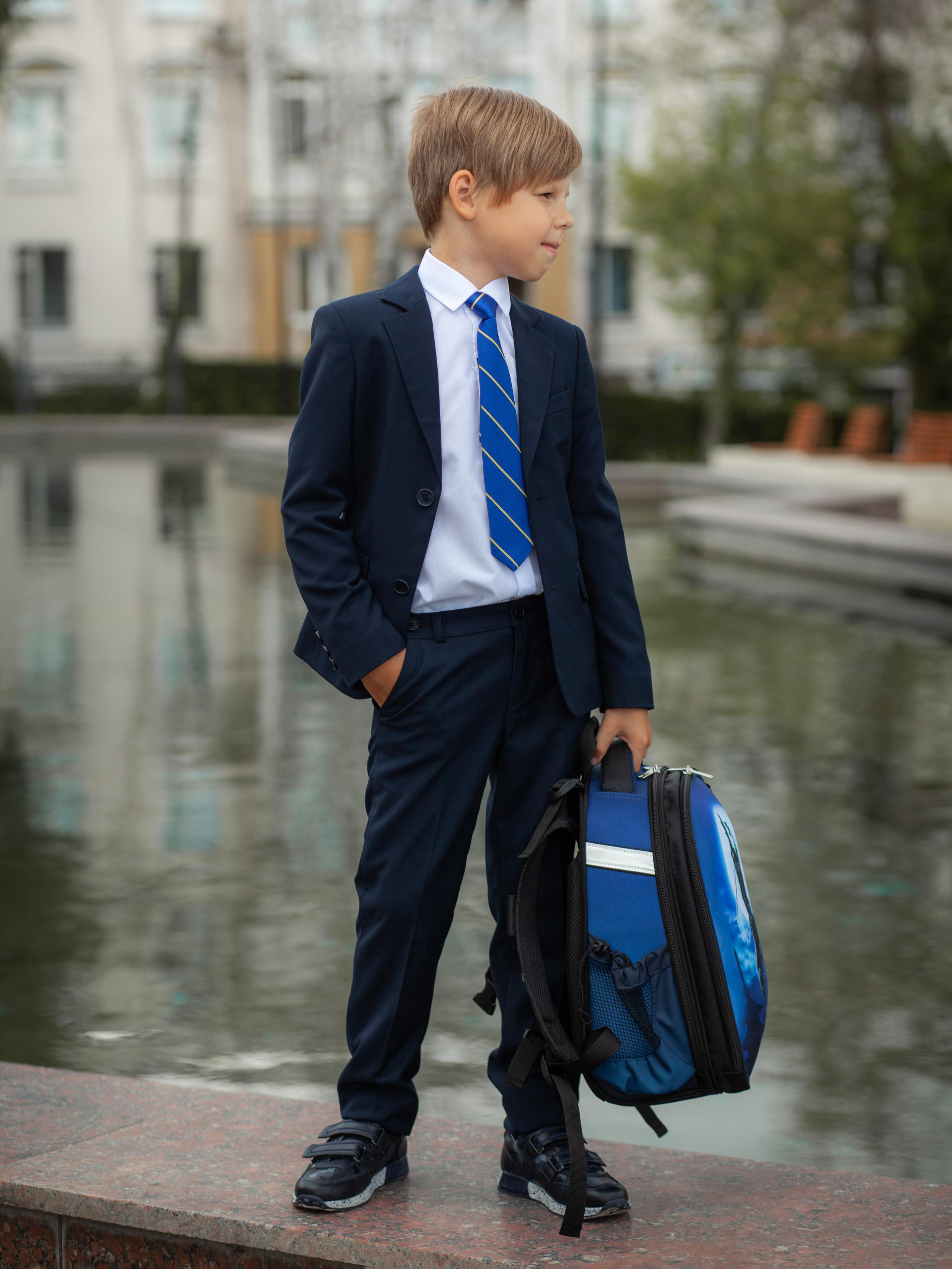 Школьная форма. Фотограф Мальнева Юлия в Липецке, в Москве. Фотостудия MARU в Липецке