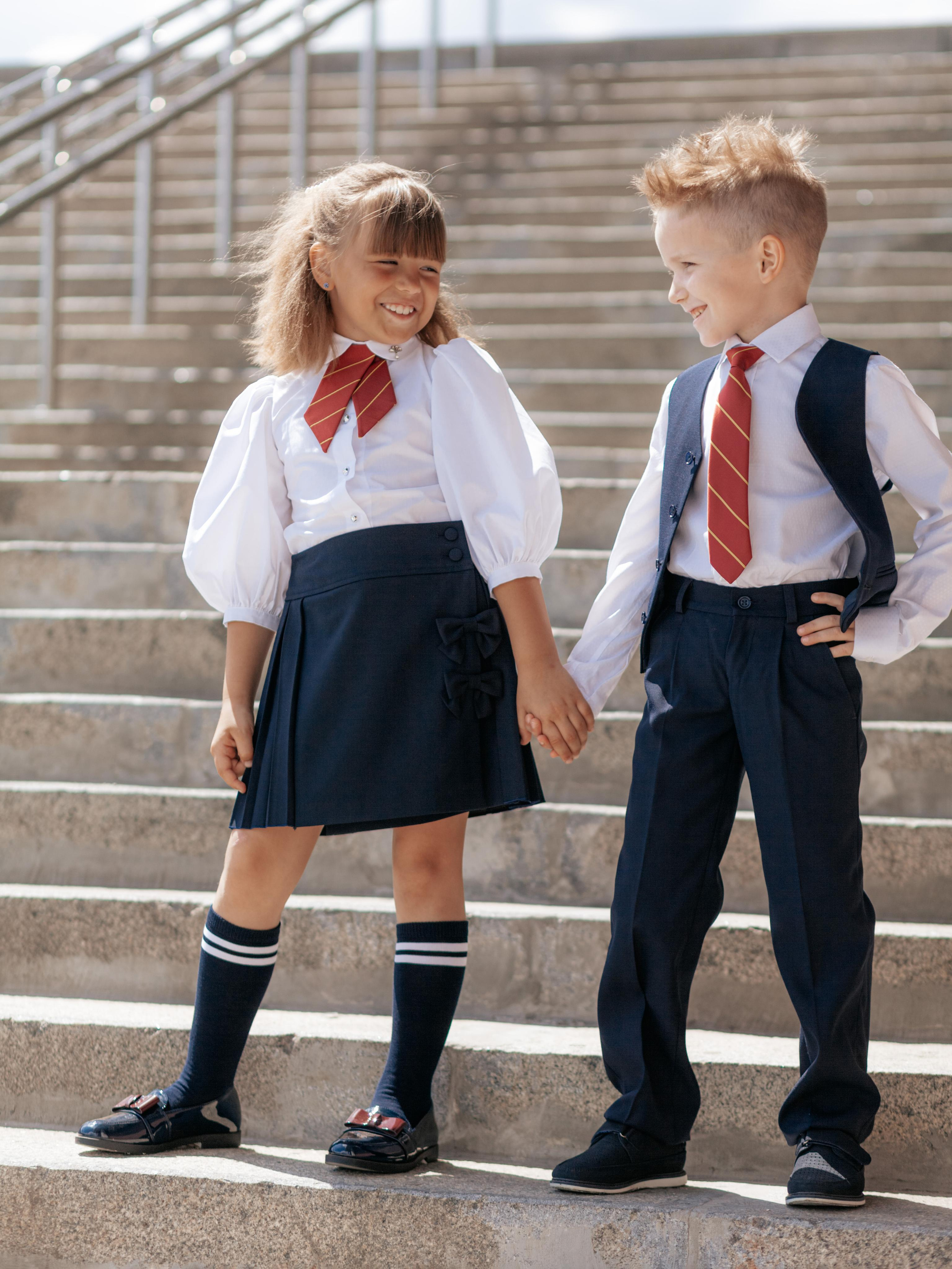 Школьная форма. Фотограф Мальнева Юлия в Липецке, в Москве. Фотостудия MARU в Липецке