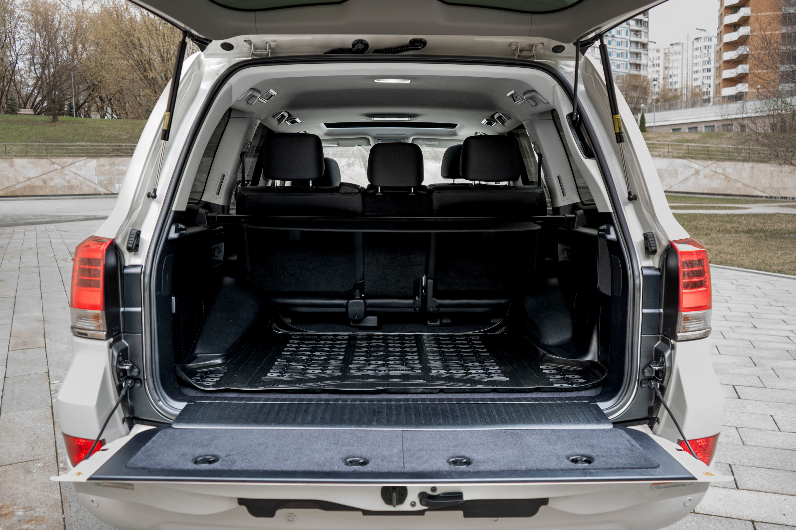 Toyota Land Cruzer 200