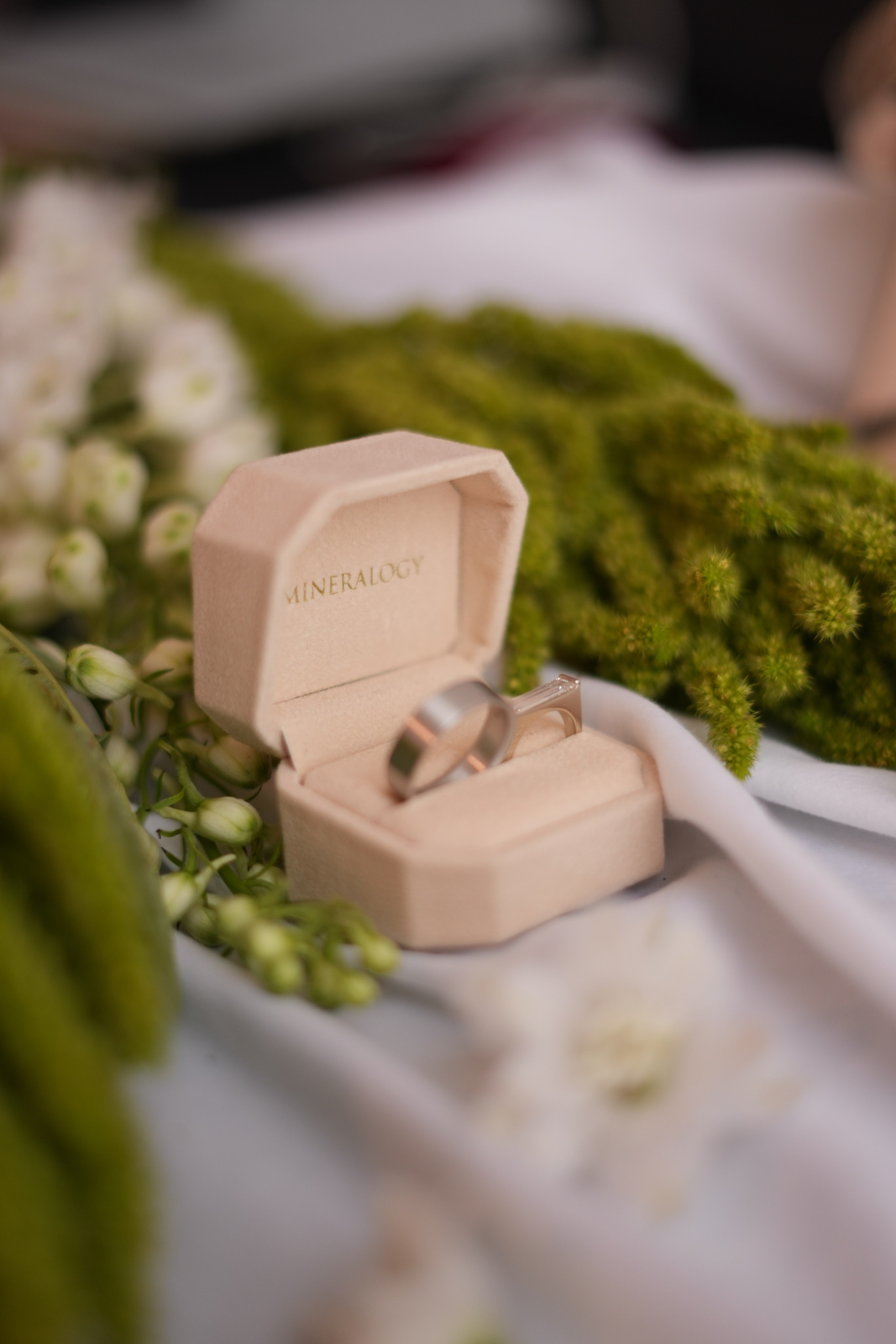 Olivia and Zack / 1 wedding day. Wedding Photographer in Barcelona and Medellin