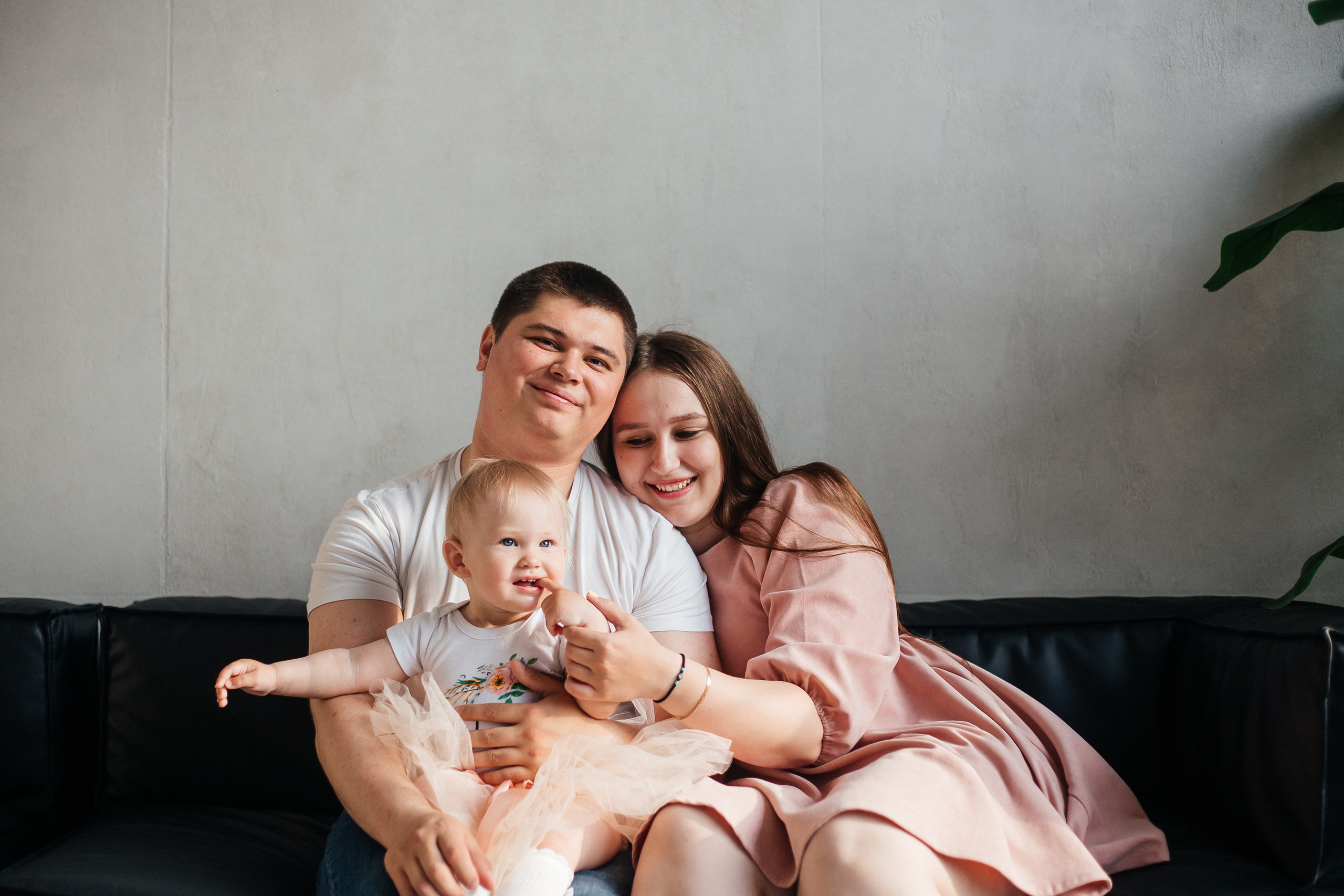 Фотосессия в честь годика Софии в фотостудии Челябинска. Свадебный фотограф Челябинск Зиненко Виктория