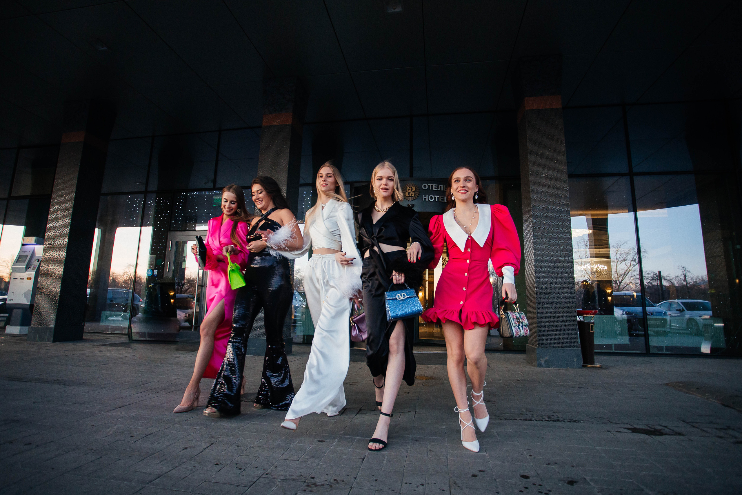 Съемка для караоке-бара "Кураж". Свадебный фотограф Челябинск Зиненко Виктория