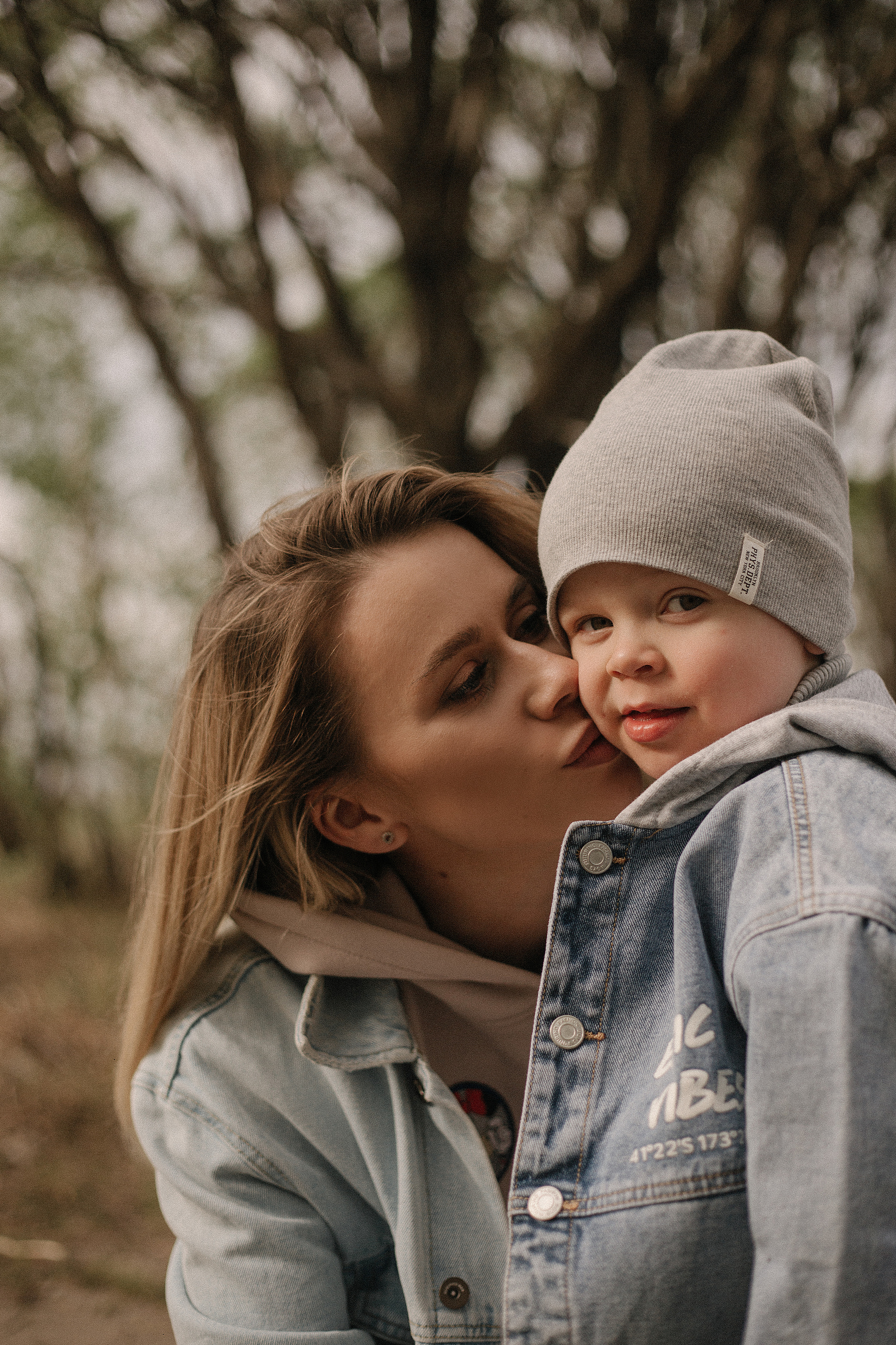 Прогулочная семейная съемка на берегу Смолино. Свадебный фотограф Челябинск Зиненко Виктория