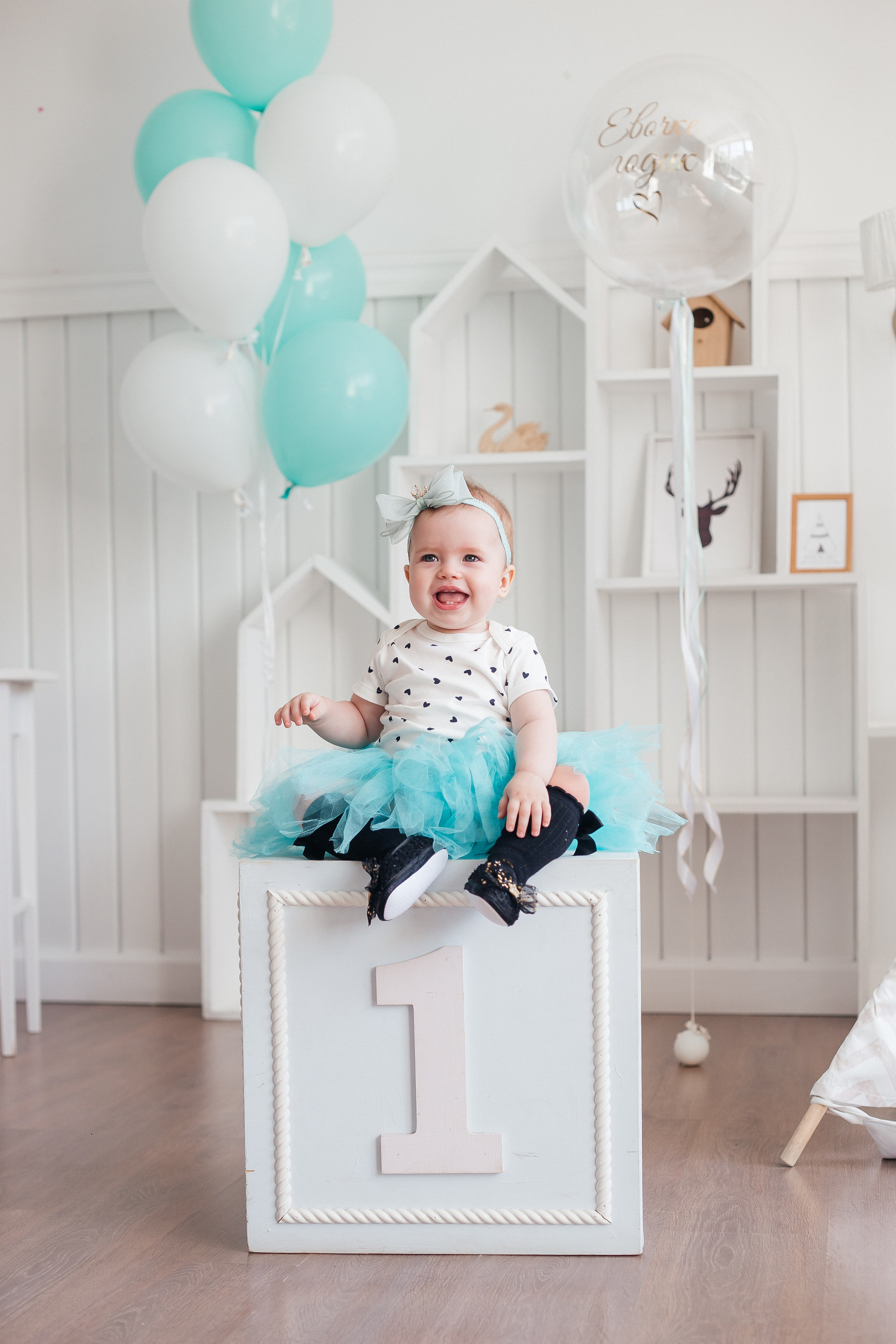 Семейная фотосессия с ребенком в детской фотостудии Челябинска. Свадебный фотограф Челябинск Зиненко Виктория