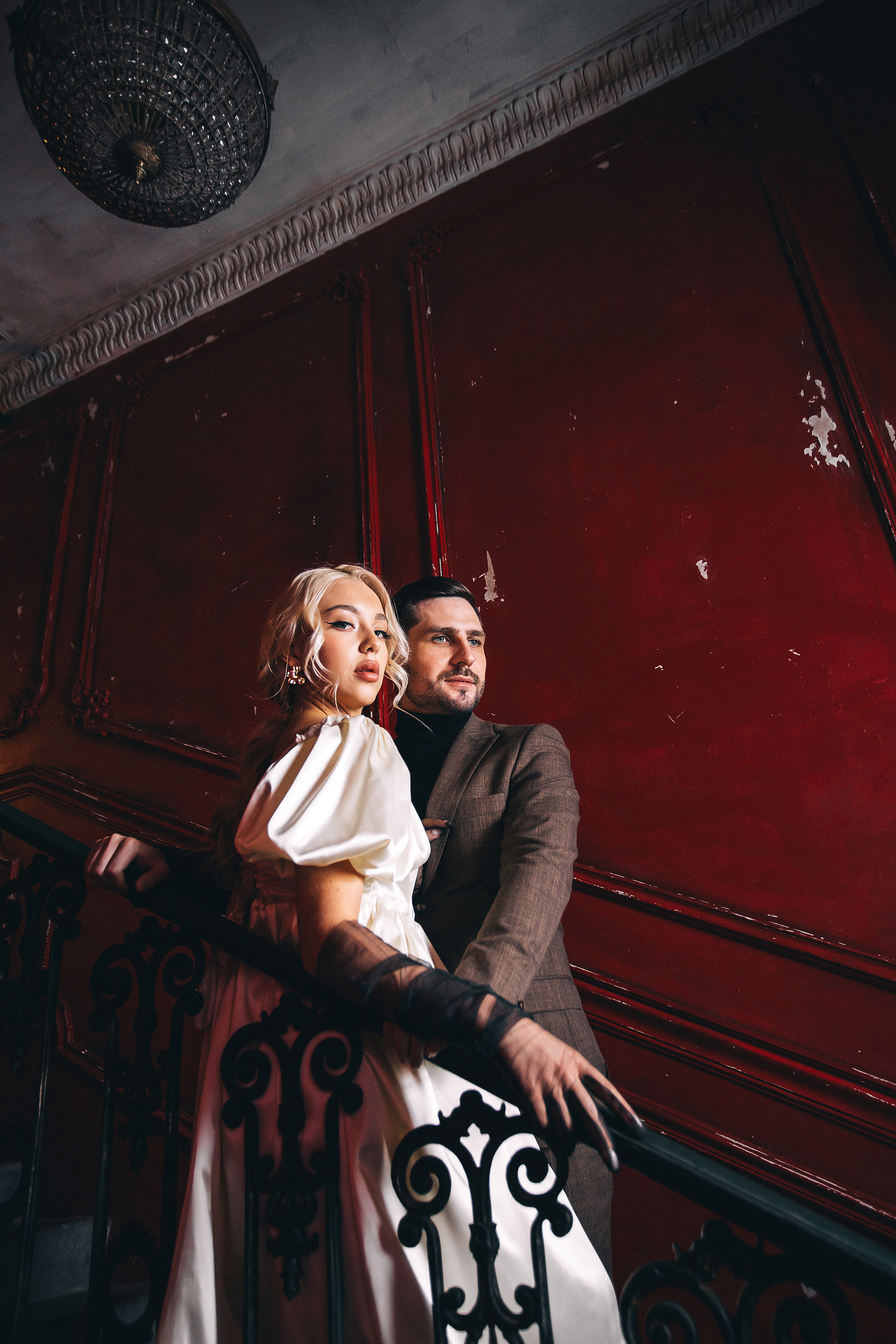 Свадебная фотосессия в ресторане "Фонд Культуры". Свадебный фотограф Челябинск Зиненко Виктория