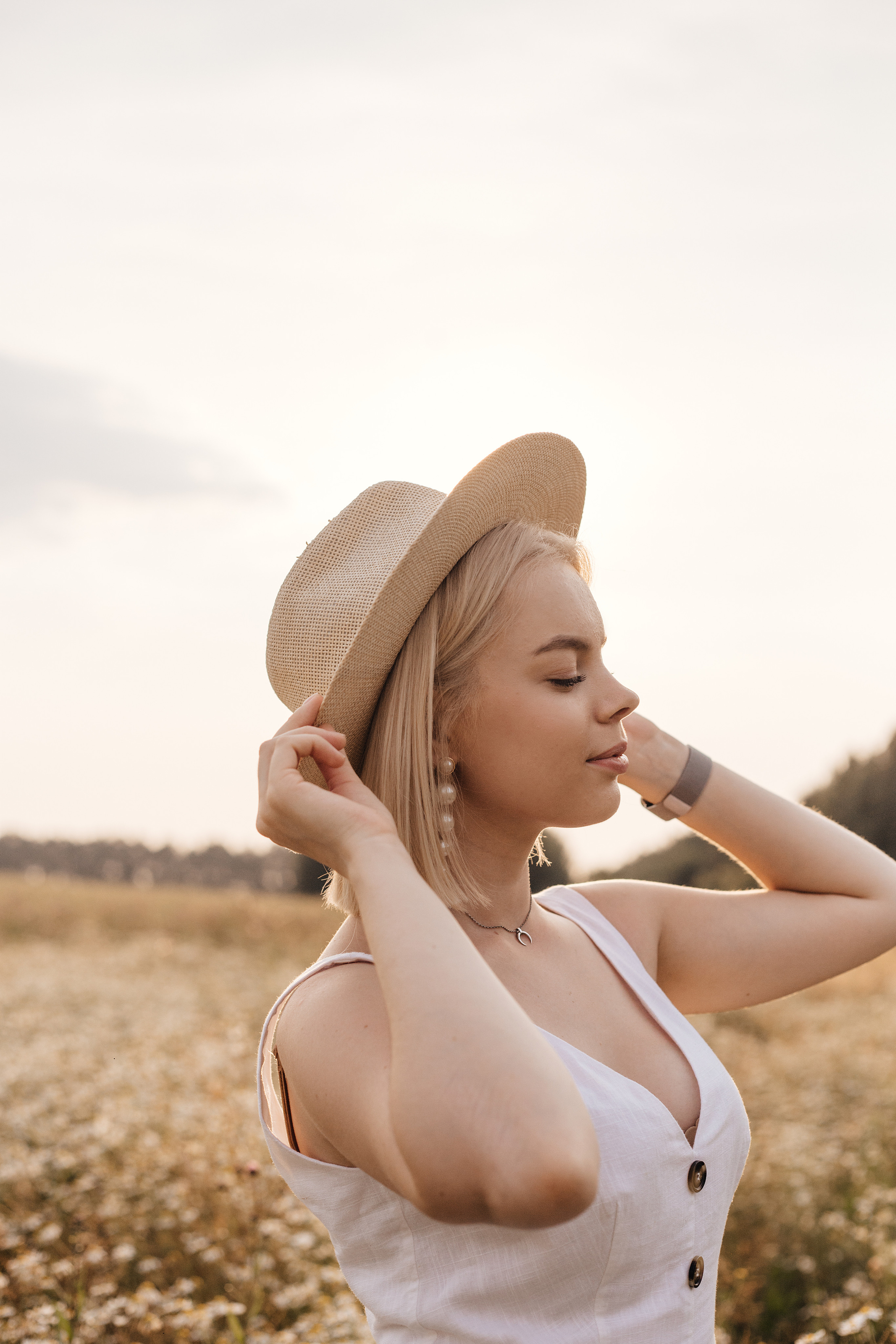 Фотосессия с ромашками Челябинск. Свадебный фотограф Челябинск Зиненко Виктория