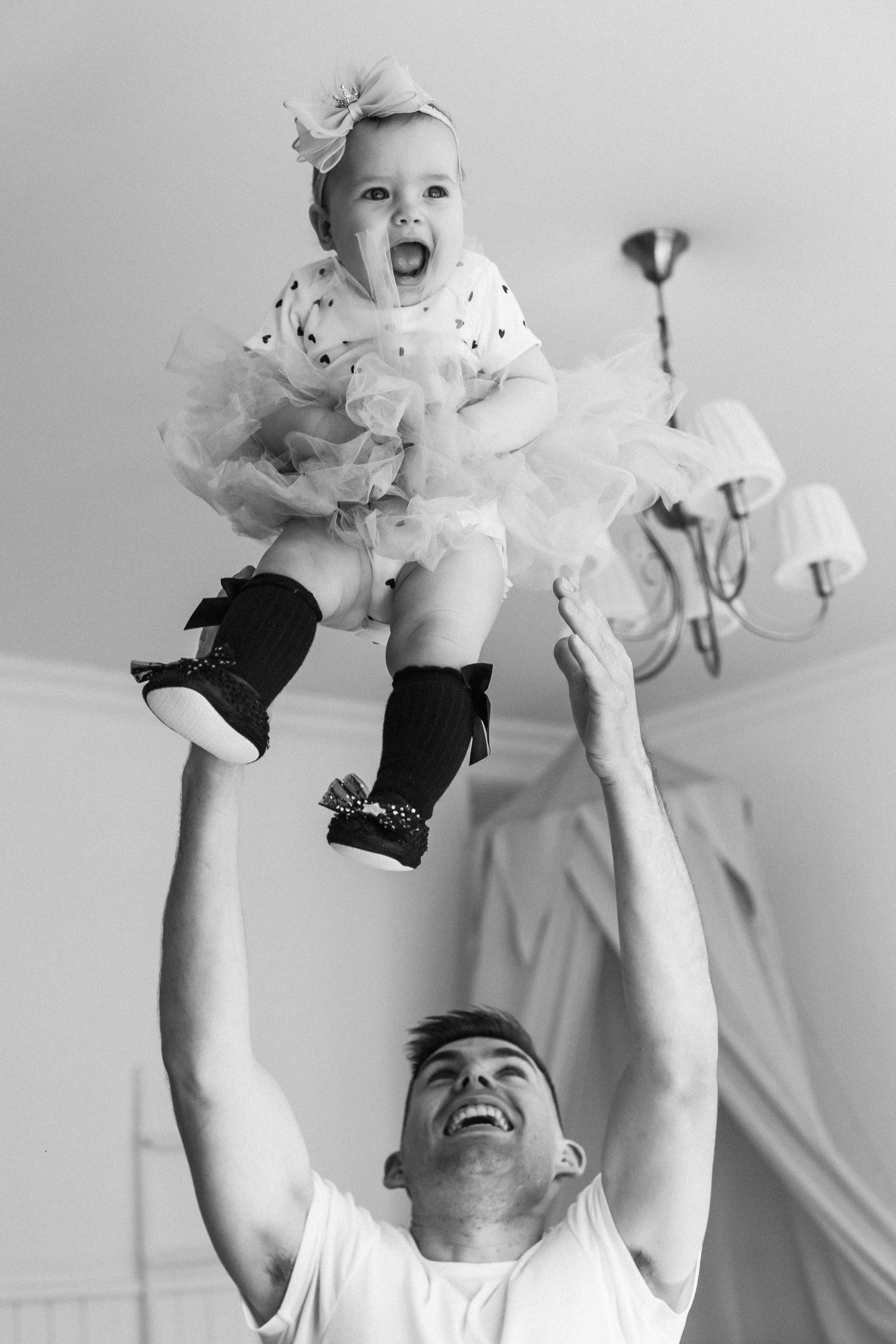 Семейная фотосессия с ребенком в детской фотостудии Челябинска. Свадебный фотограф Челябинск Зиненко Виктория