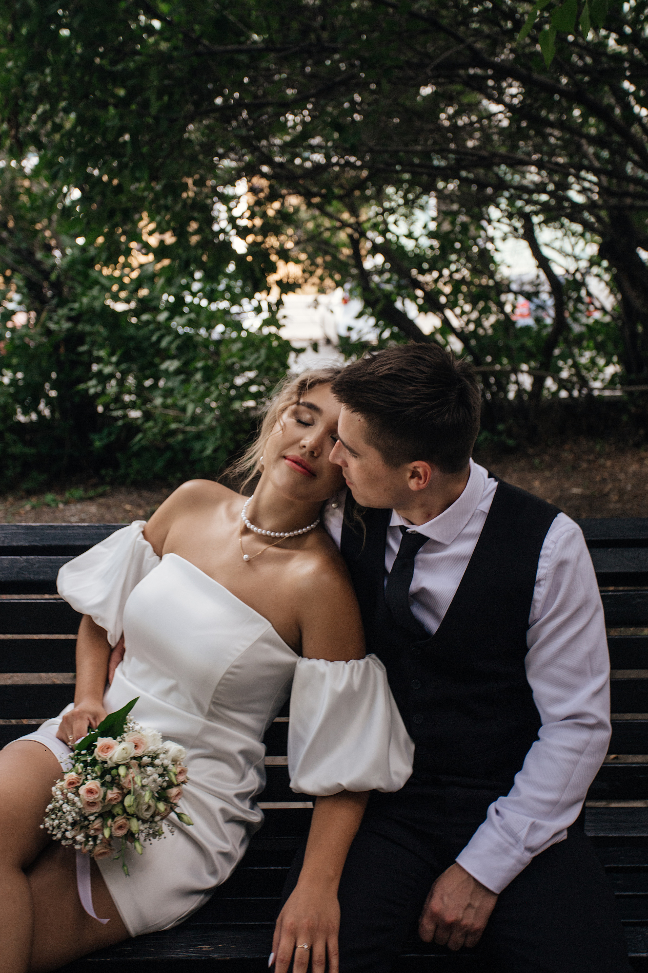 Денис и Александра. Свадебный фотограф Челябинск Зиненко Виктория