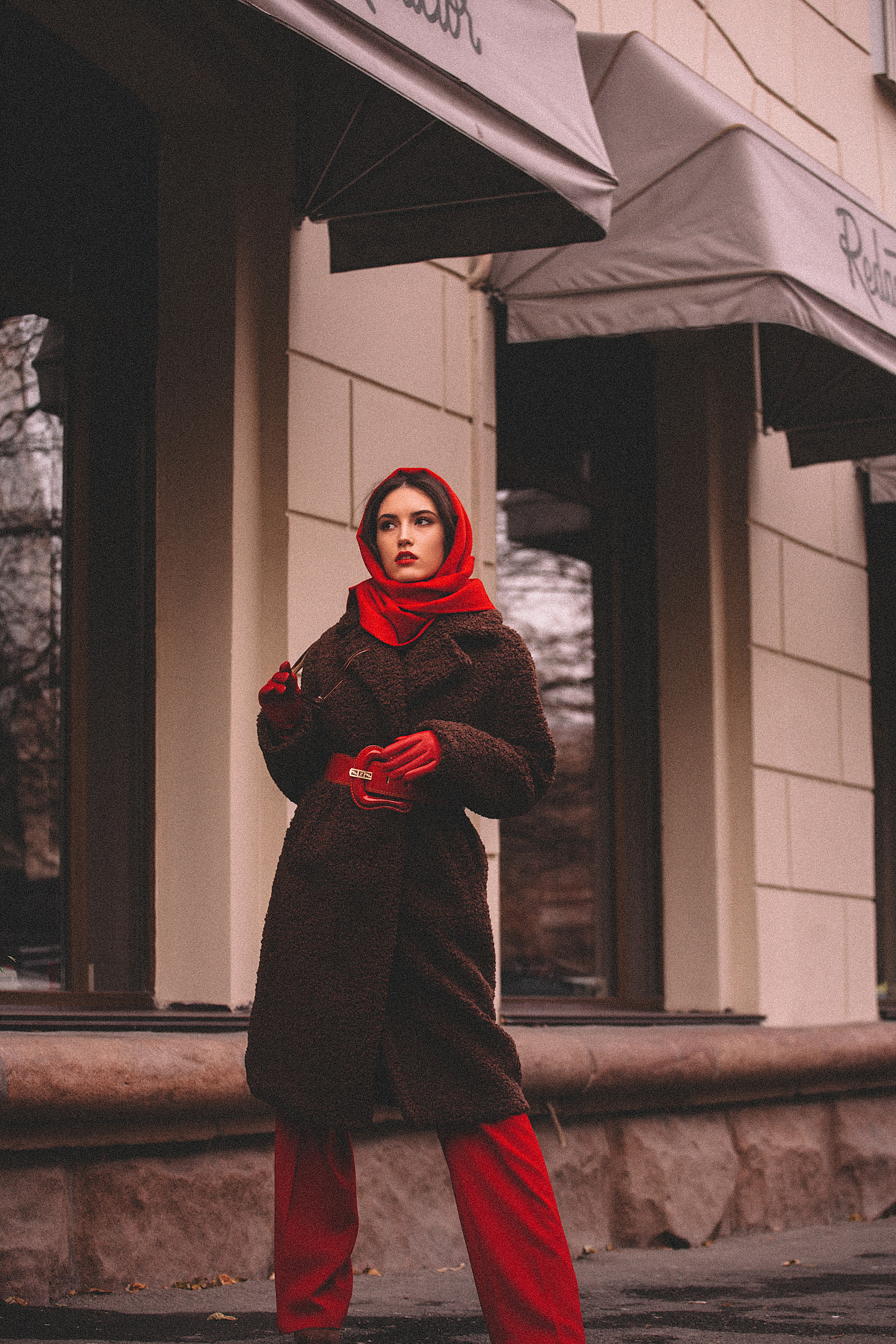 Прогулочная фотосессия в Челябинске. Свадебный фотограф Челябинск Зиненко Виктория