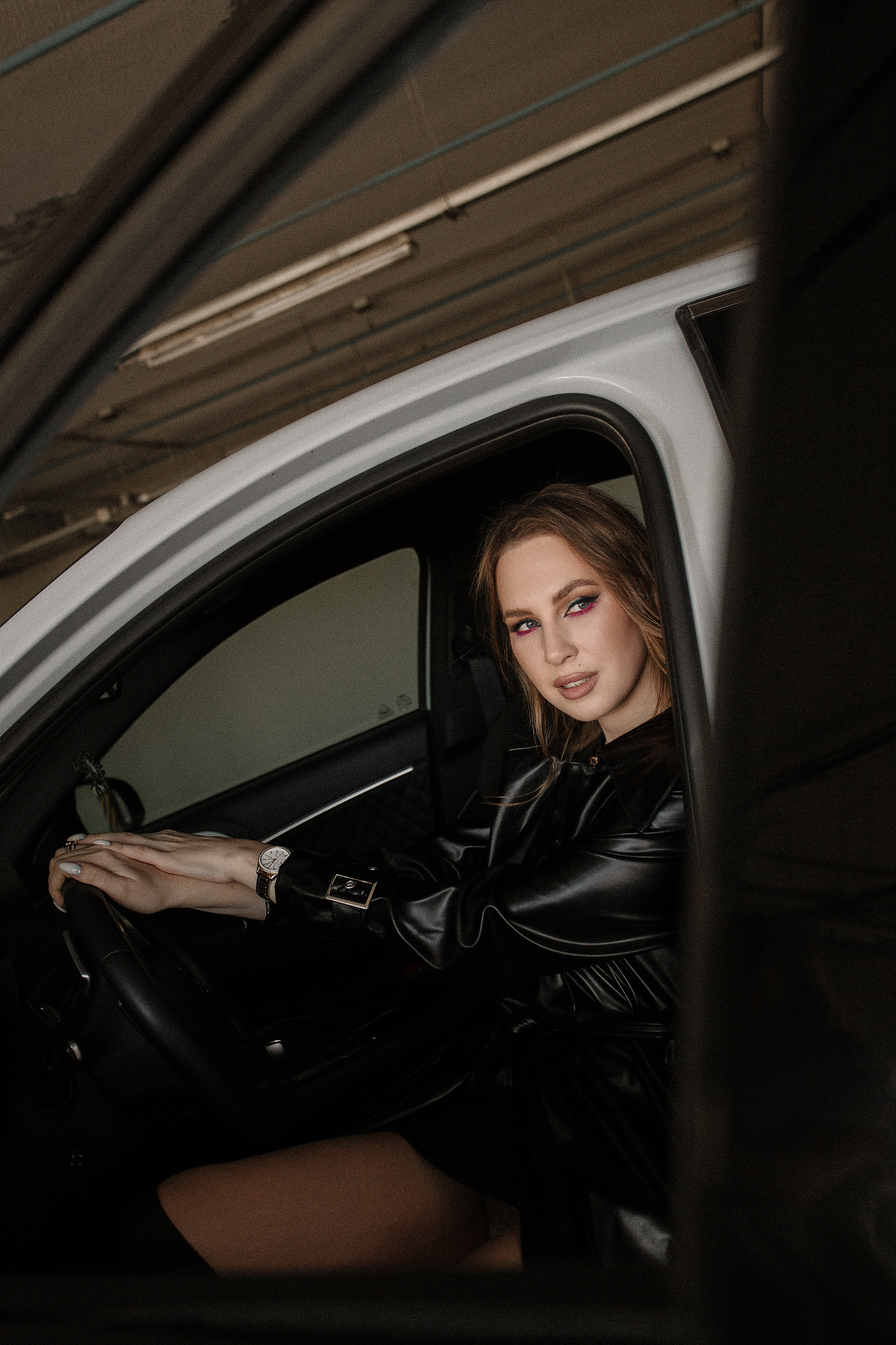 Индивидуальная фотосессия с машиной. Свадебный фотограф Челябинск Зиненко Виктория