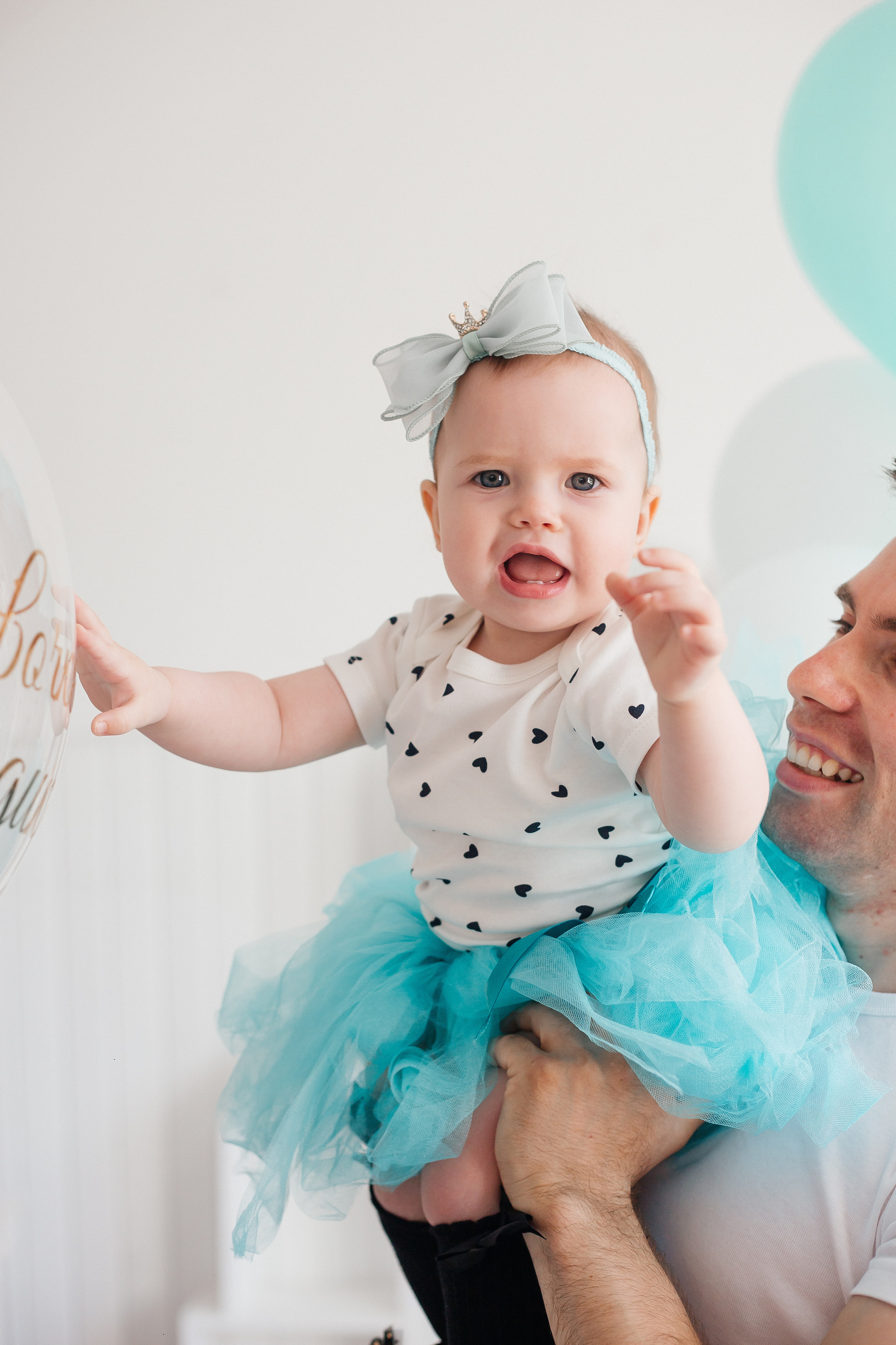 Семейная фотосессия с ребенком в детской фотостудии Челябинска. Свадебный фотограф Челябинск Зиненко Виктория