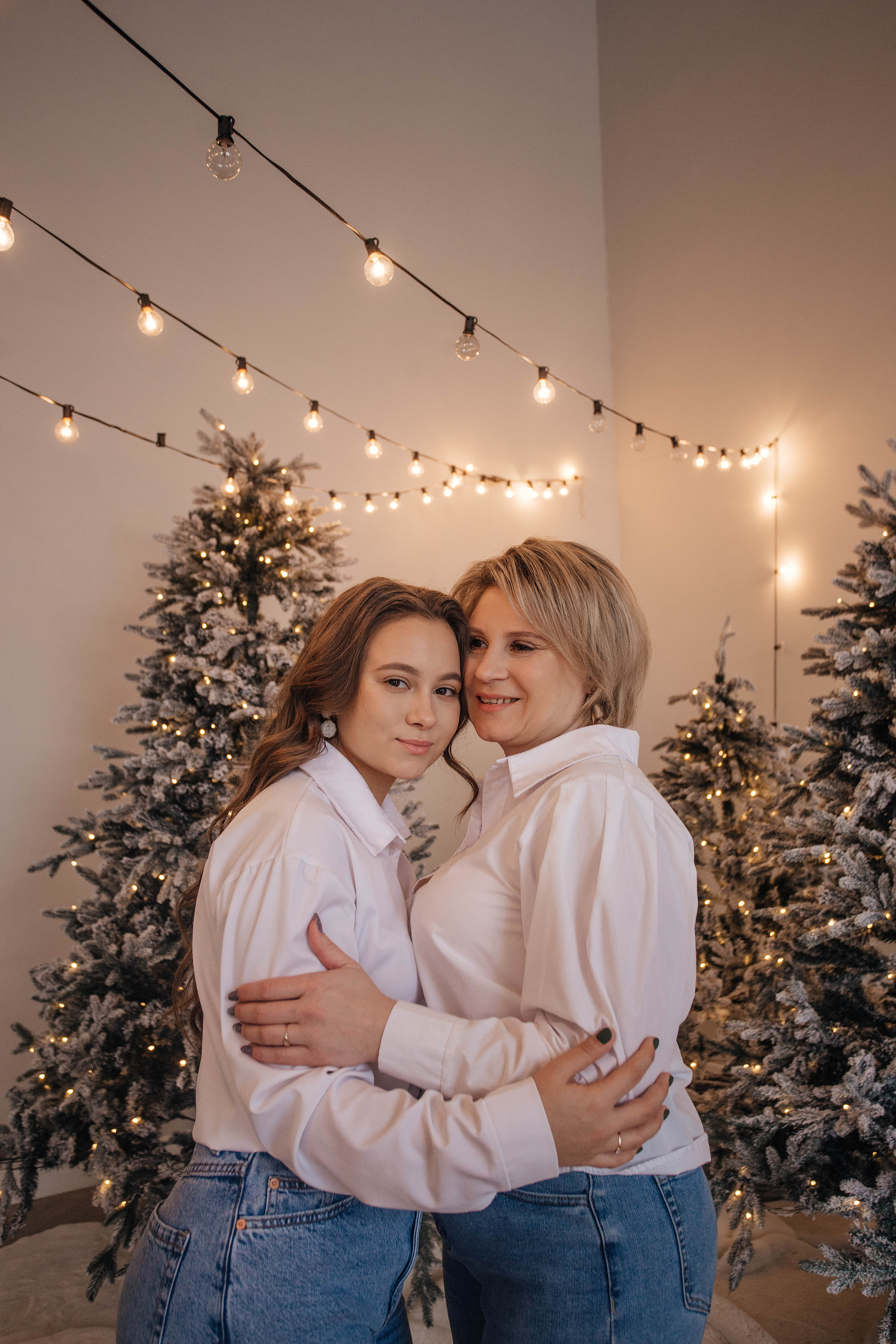 Новогодняя фотосессия семьи в фотостудии Челябинска. Свадебный фотограф Челябинск Зиненко Виктория