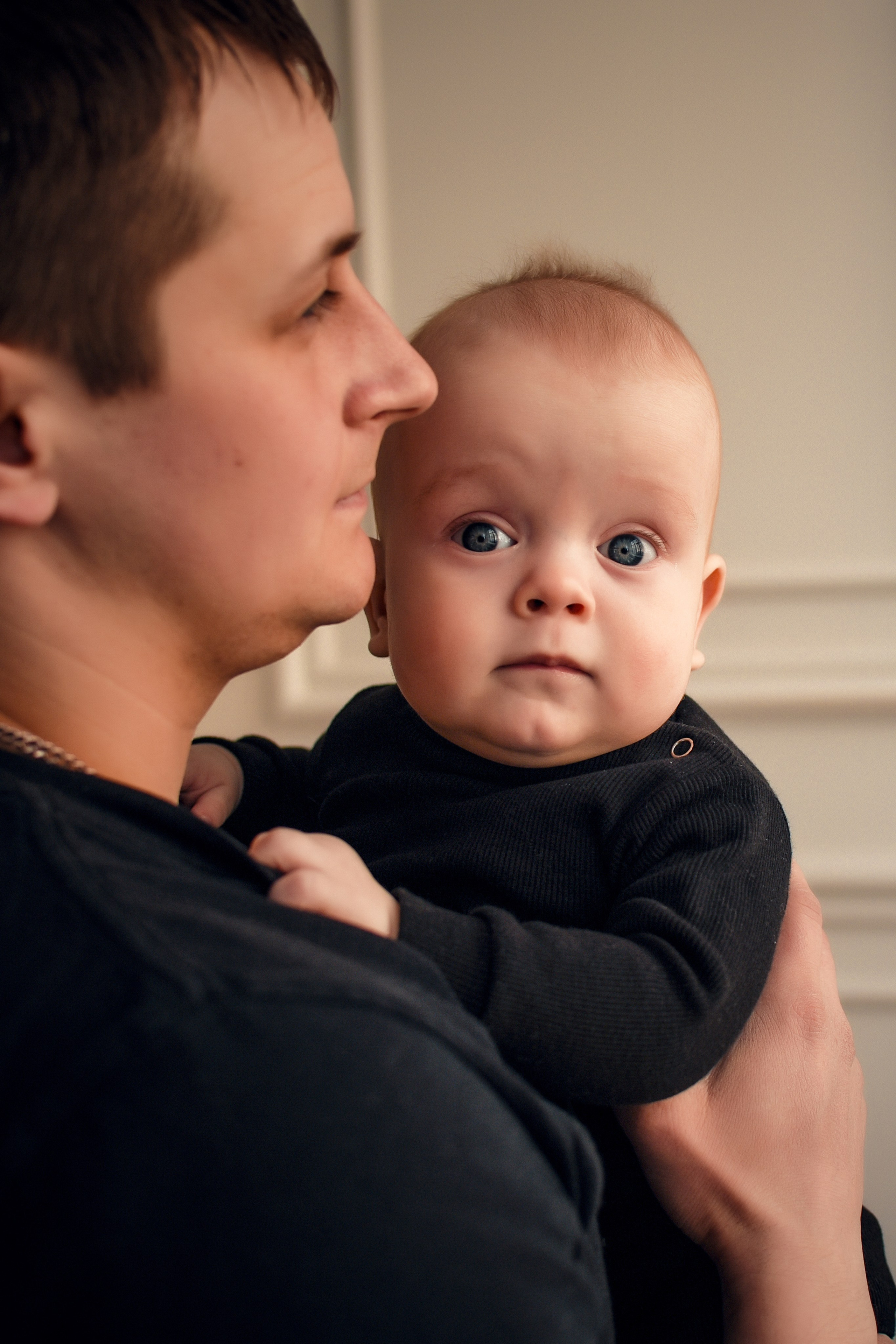 Семейная студийная фотосессия 3. Свадебный, семейный, детский, контент фотограф в Омске Максим Ильин