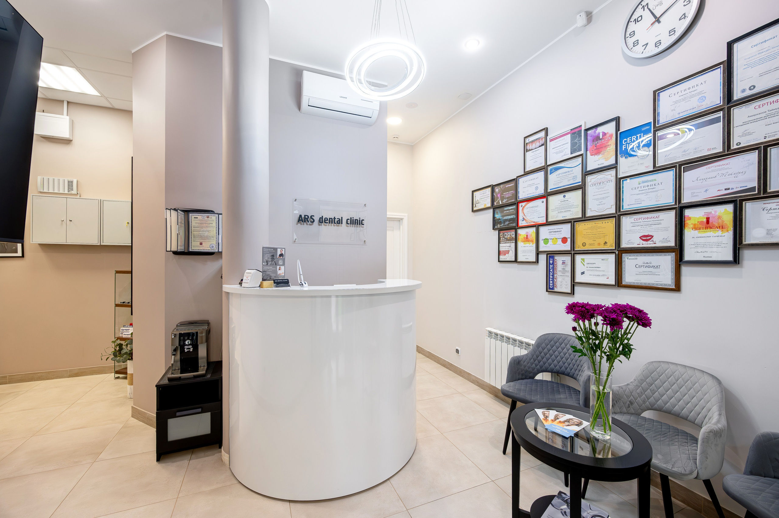 Стоматология Ars Dental Clinic. Интерьерный фотограф. Фото- видеосъемка недвижимости Санкт-Петербург