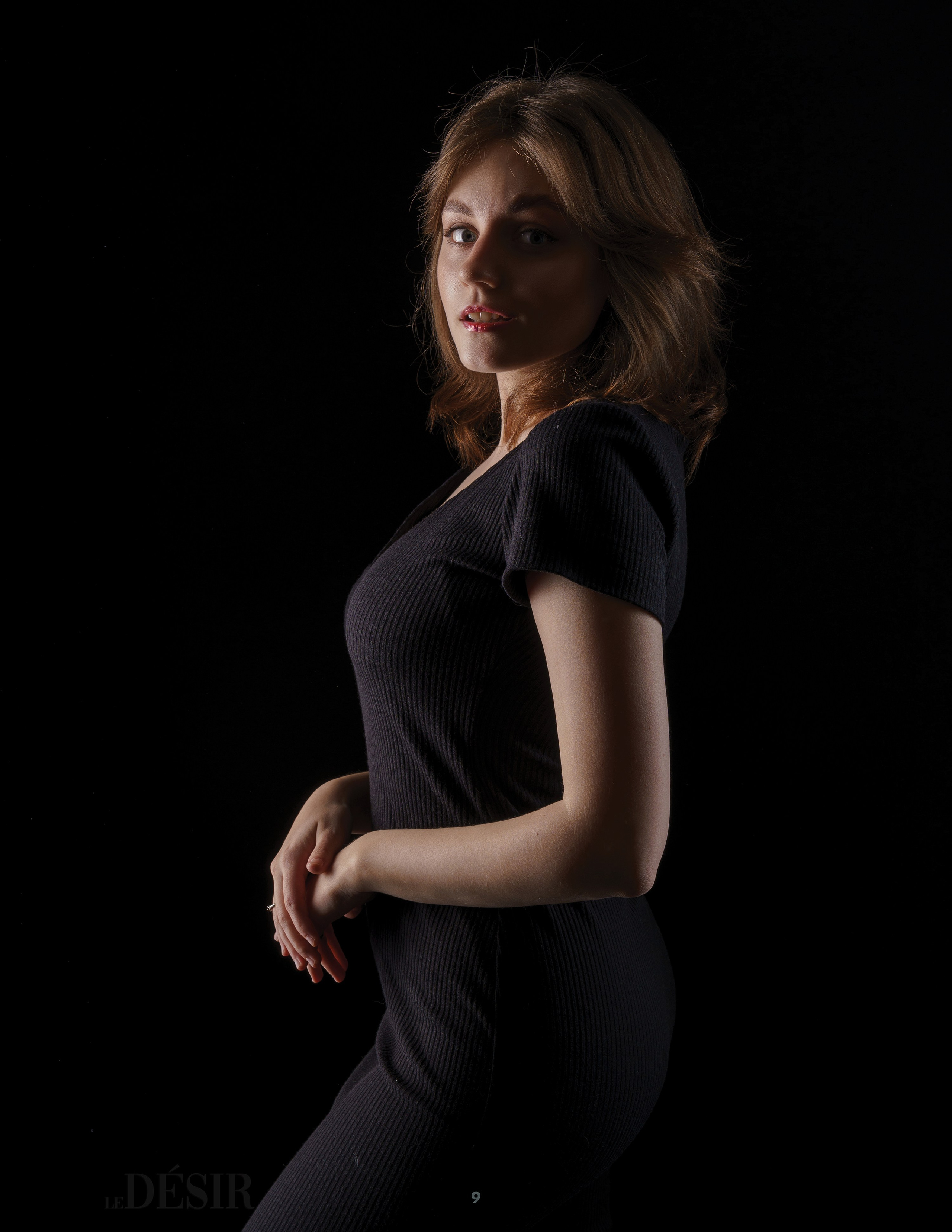 Альбом Le desir, Женя (Греция, Афины). Главная