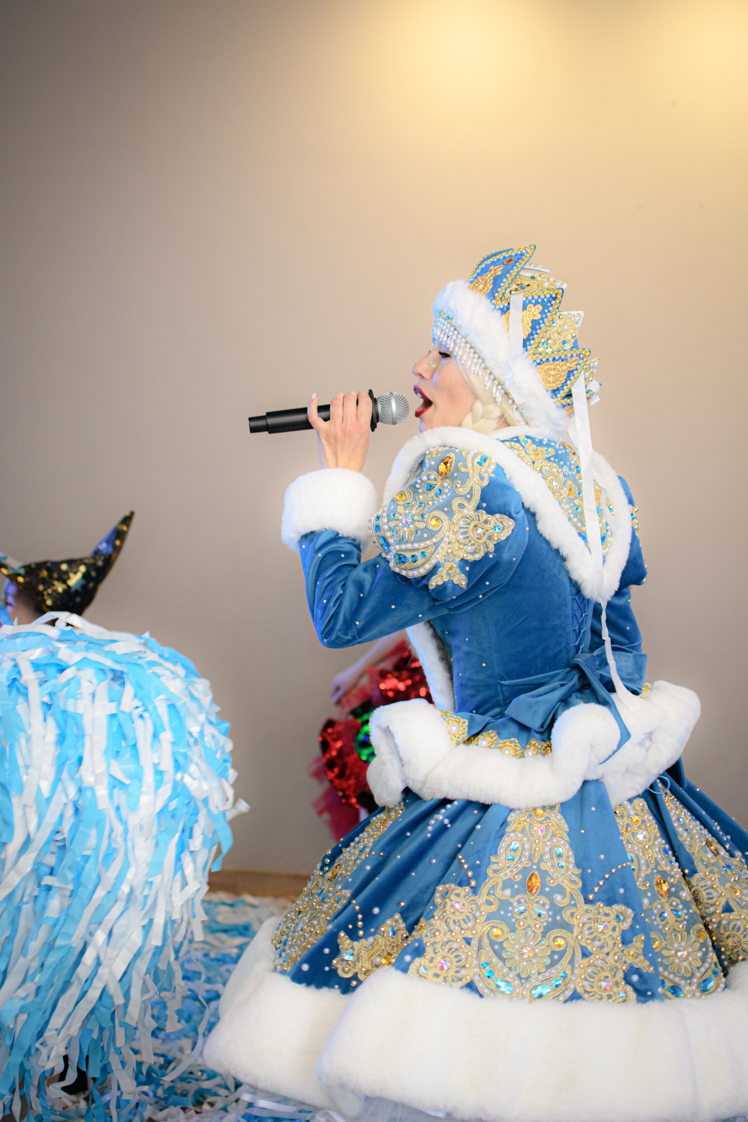 HAPPY NEW YEAR. Photokarish