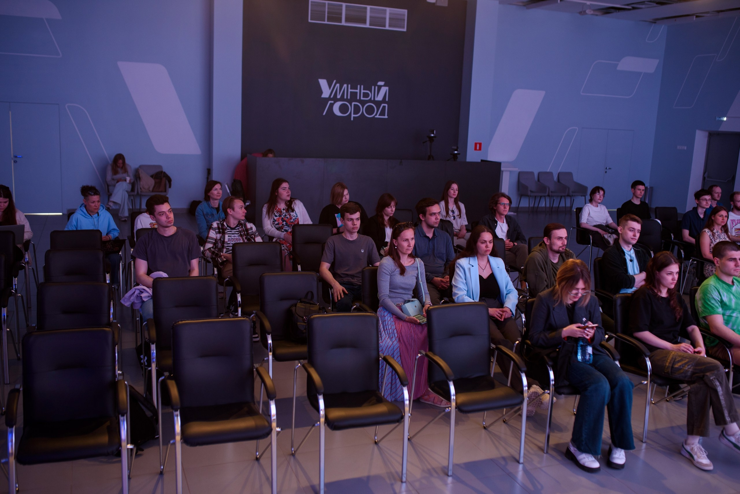 Стажировка Правительства Москвы / «ДИТворкинг». Фотограф и Видеограф в Москве. Олег Корушев