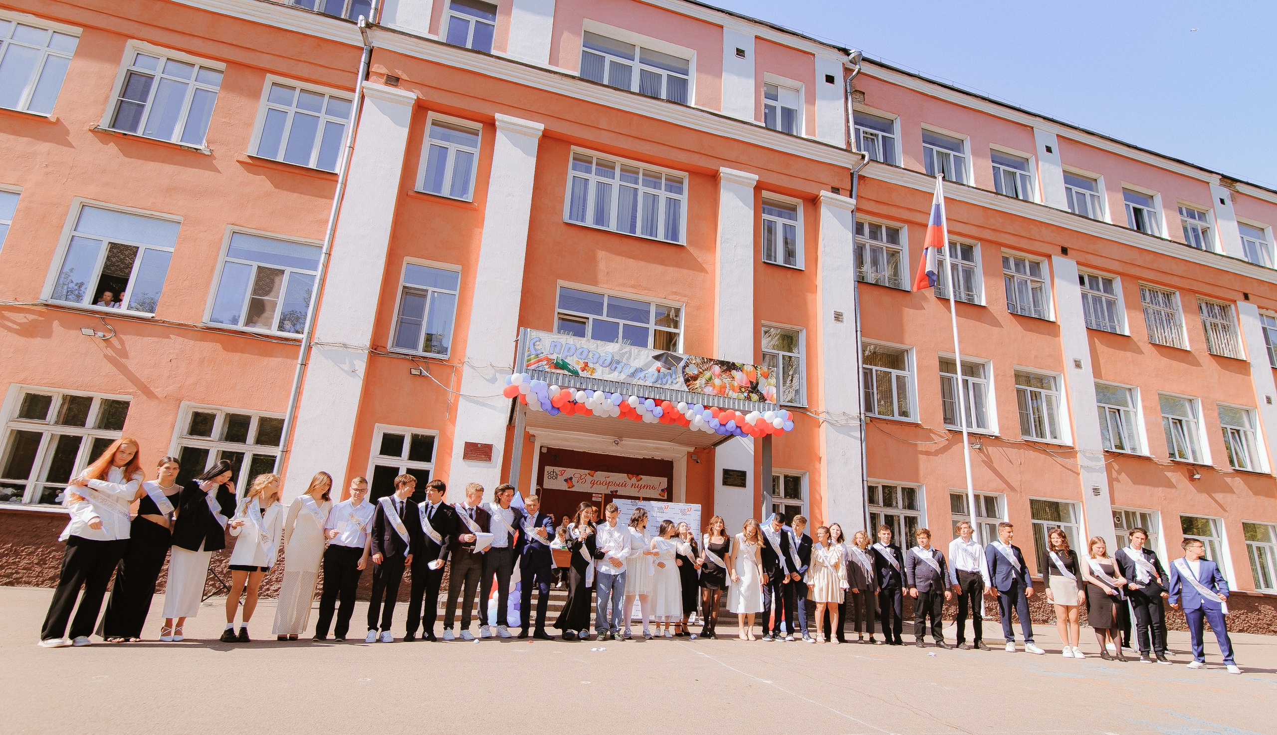 Портфолио фотографа на последний звонок. Свадебный и репортажный фотограф в Ярославле и Санкт-Петербурге Роман Микрюков