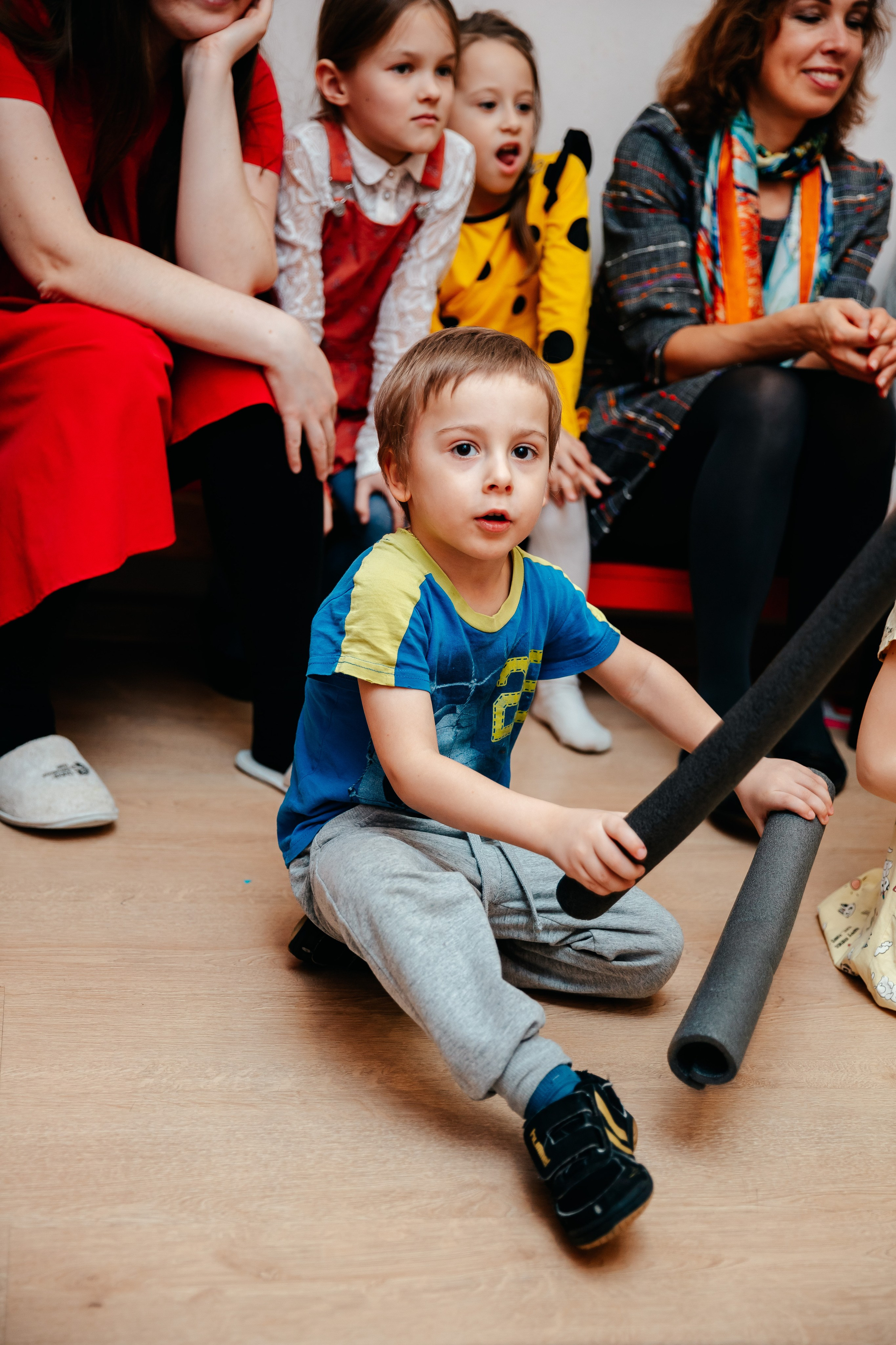 8 марта в Монтессори-саду. Семейный lifestyle фотограф в Санкт-Петербурге Людмила Пахомова