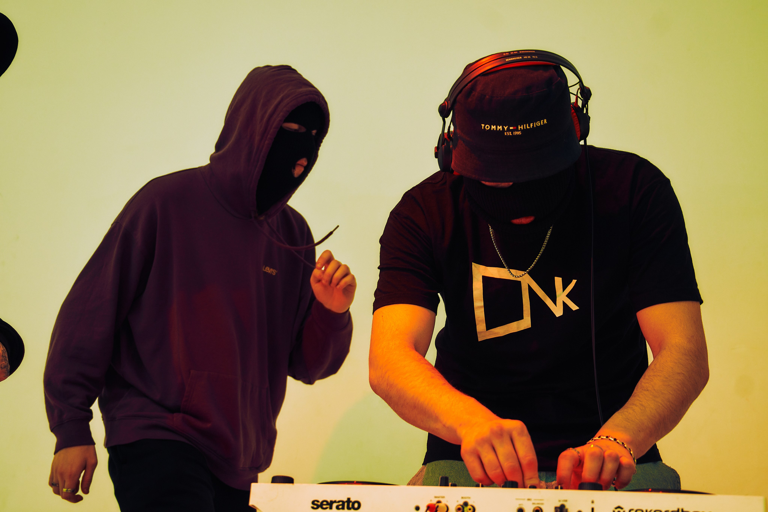 DNK. Московский фотограф WHRMZD