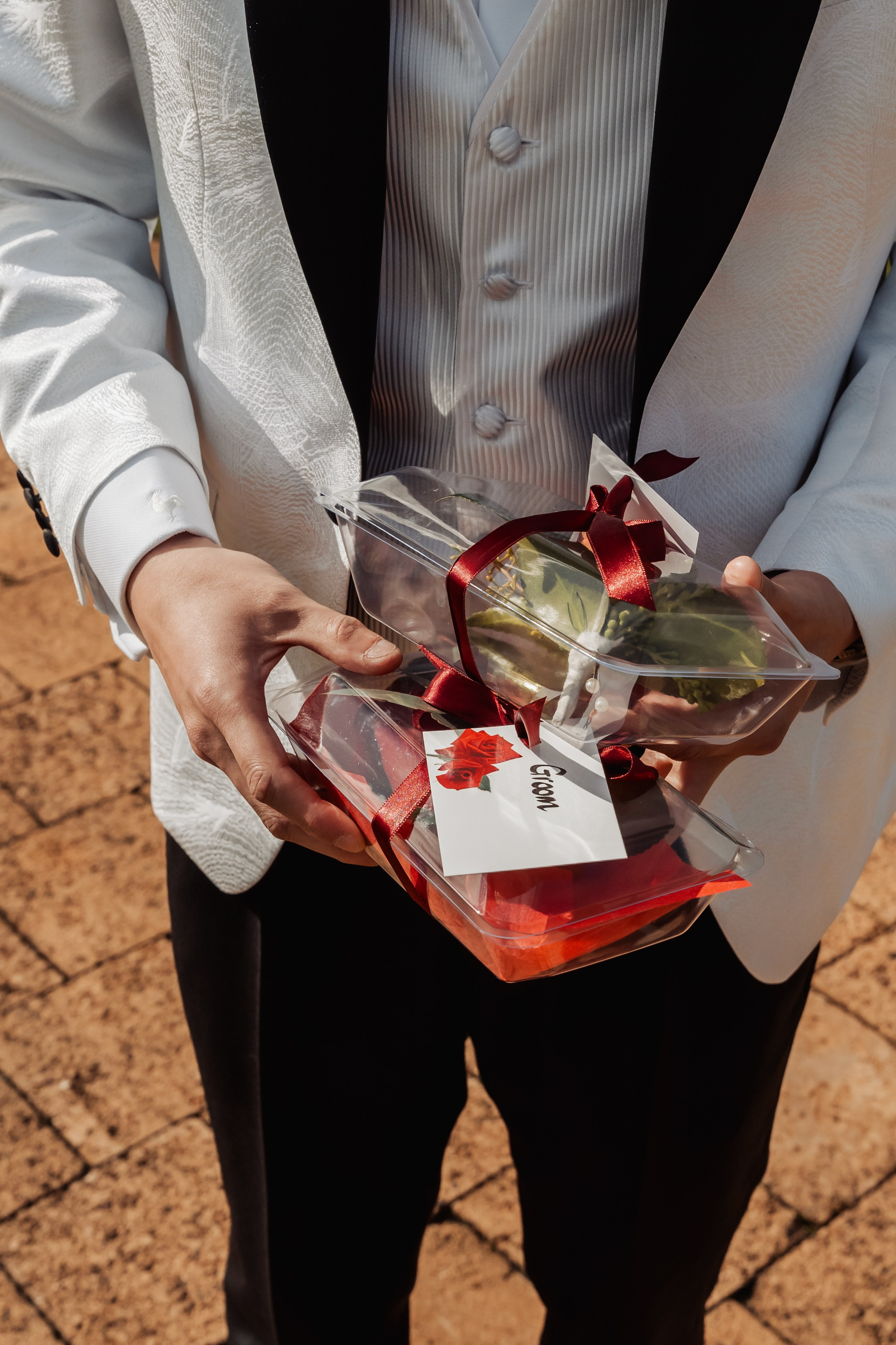 …True Love’s Kiss. Golden Moments Editing — We do Wedding’s Retouch and Video Editing