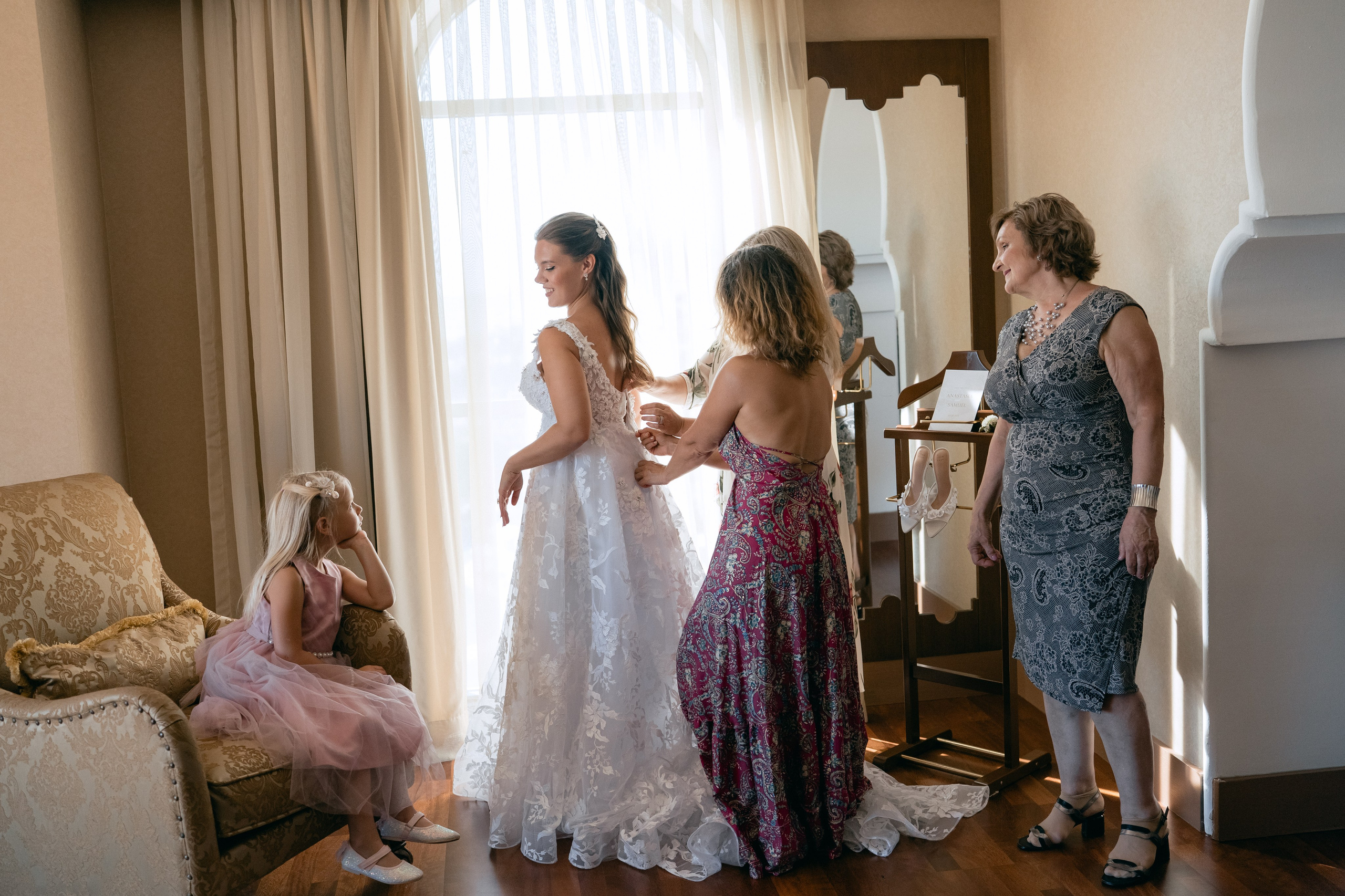 American-Russian Wedding. Wedding & Documentary Photographer based in Nuremberg — available across Europe & Turkey | Vitalii Nasonov