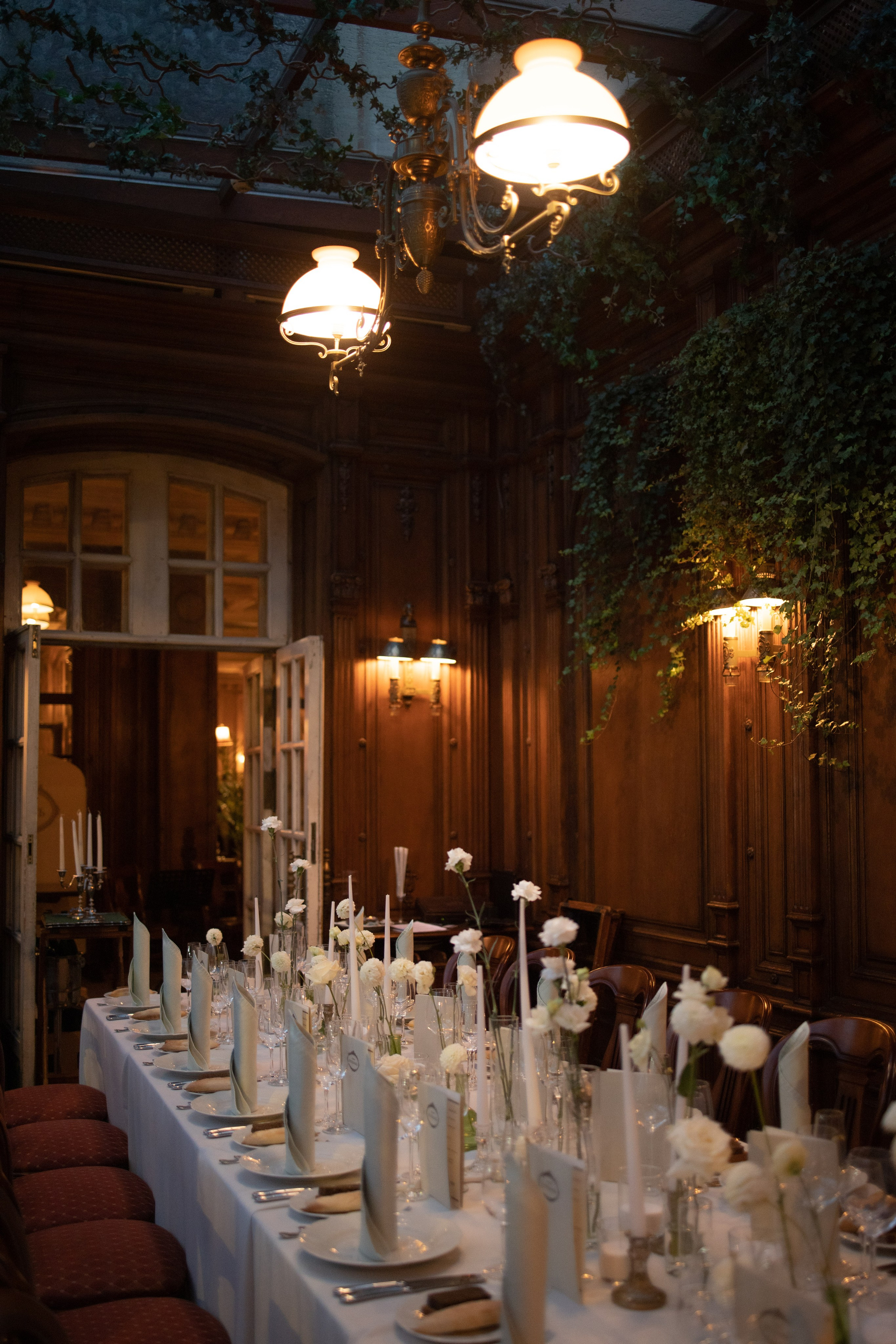 Лола & Иван. Ресторан «Пушкинъ». Оформление свадеб, декор свадеб Вера Маркова, Москва