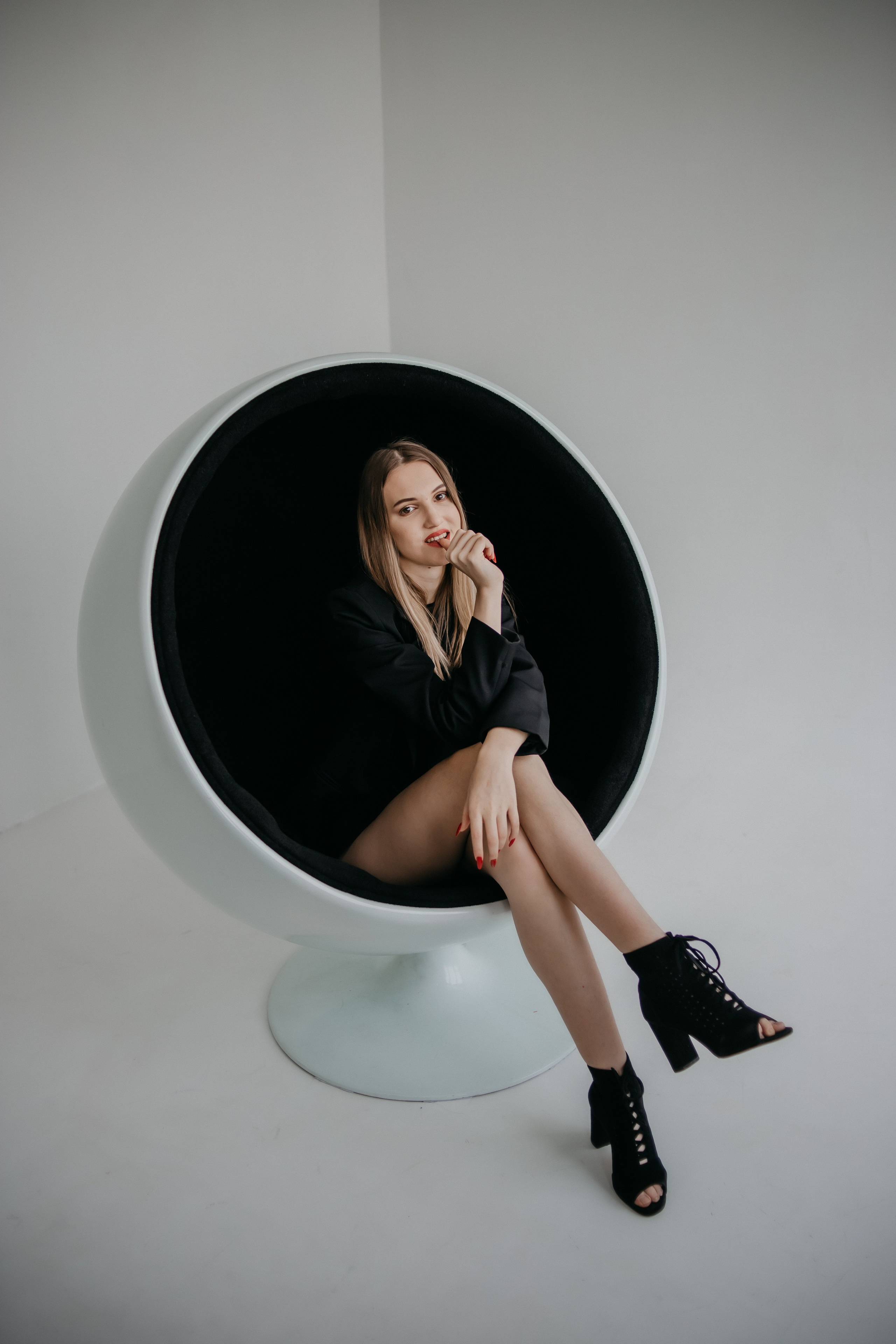 Татьяна. Черный ангел. Фотограф Регина Крикунова г. Красноярск