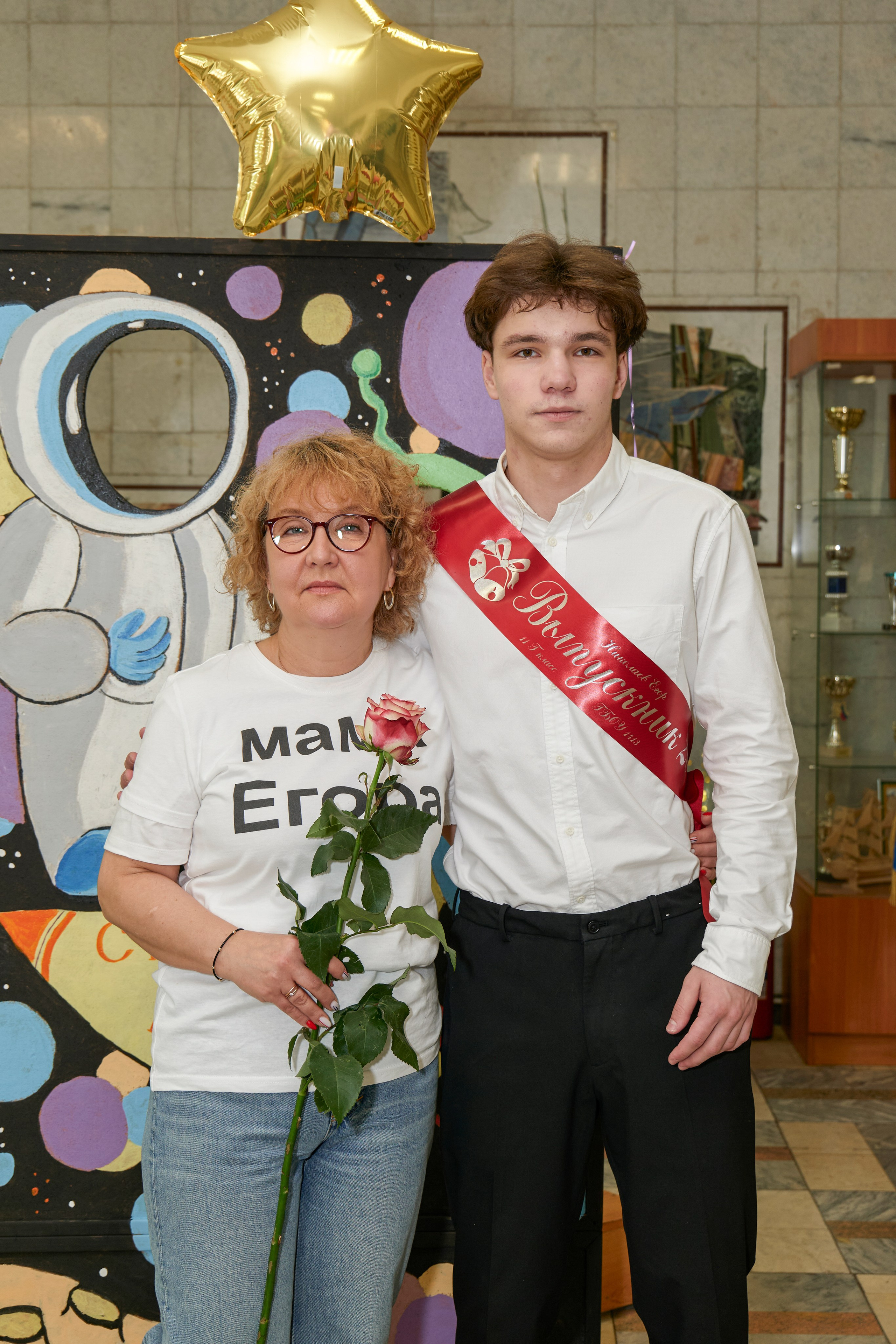 Последний звонок школа 1413. Детский и семейный фотограф г. Москва Оксана Катаджи
