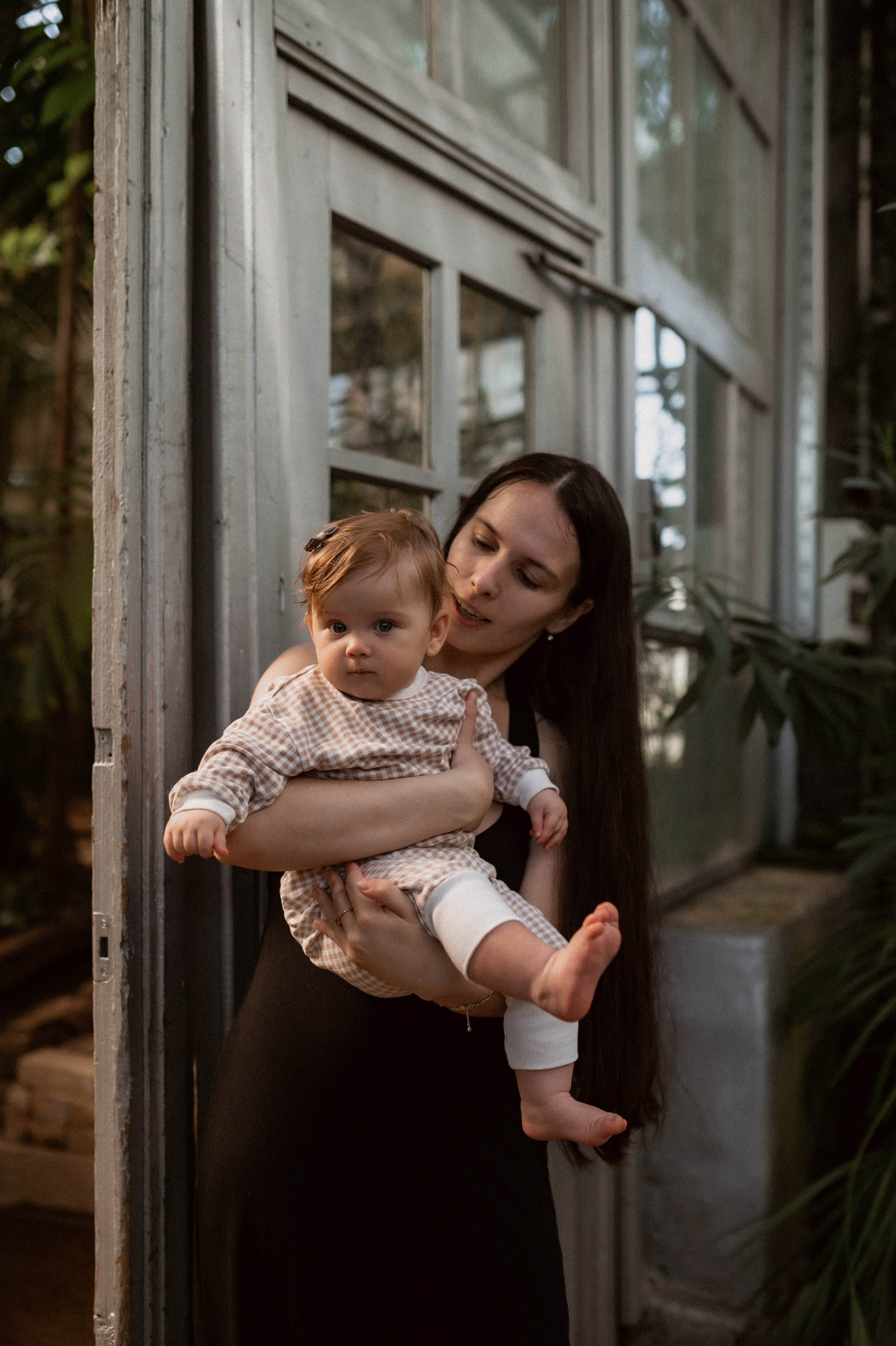 Илья, Ирина и Ева в Оранжерее. Семейный и свадебный lifestyle-фотограф в Москве Мария Петрова