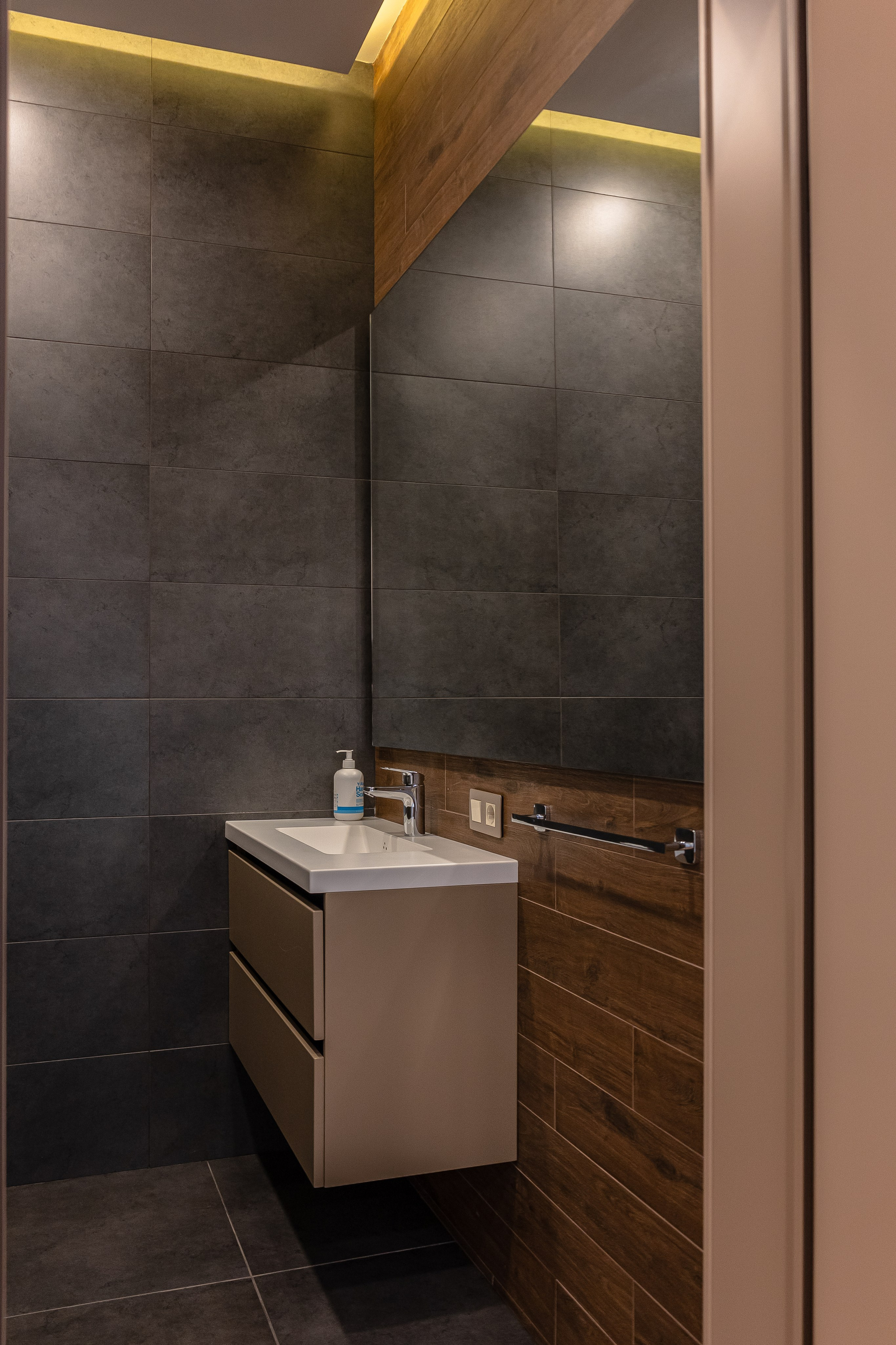 Дом 1. Фотограф Антон Катунин | Симферополь