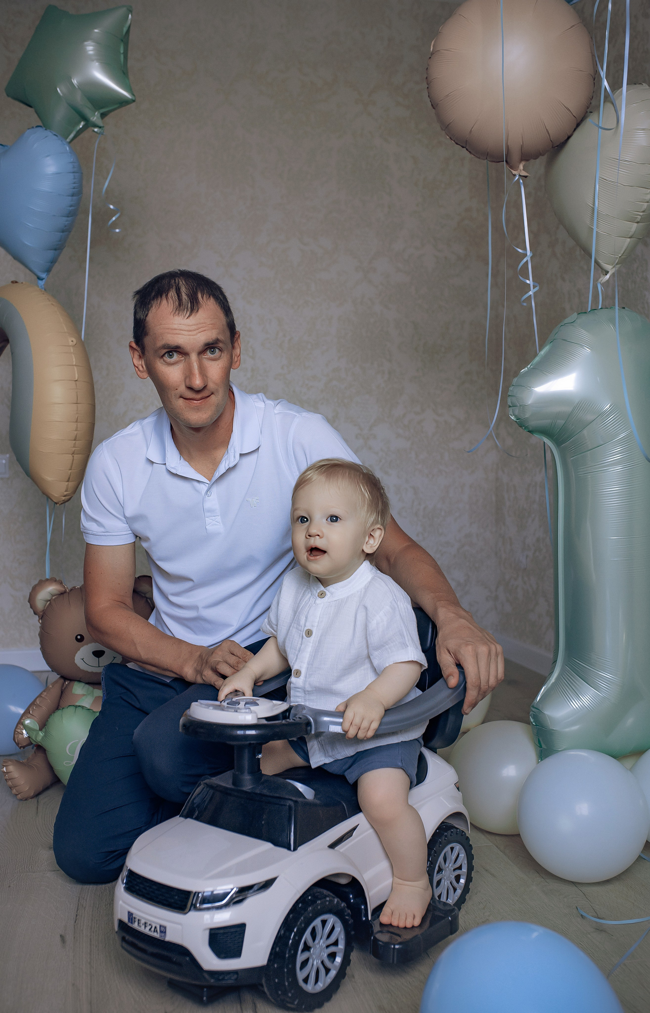 Годик Егору. Фотографы крещения/венчания  Красноярск Татьяна и Вячеслав Переваловы