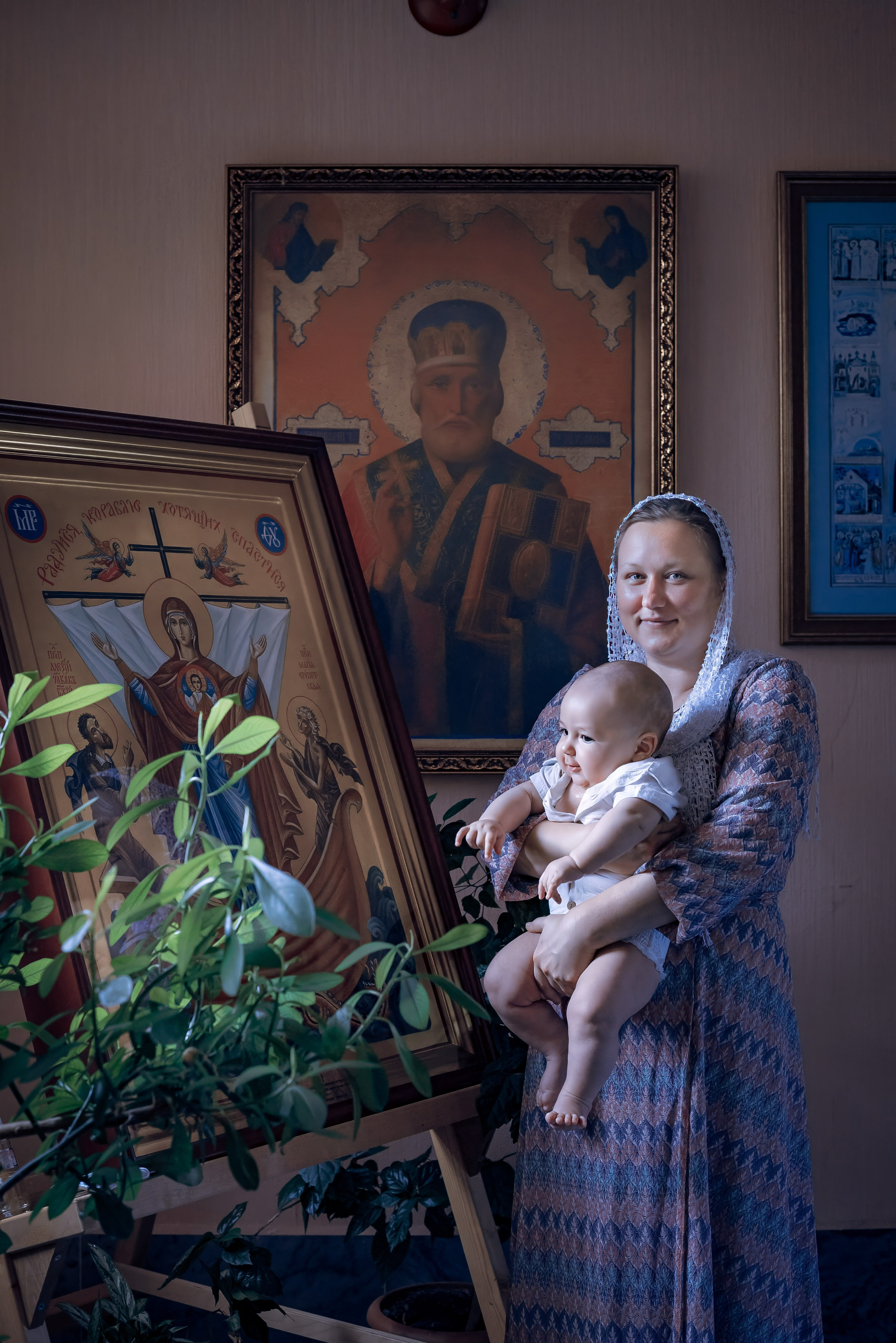 Крещение Льва в Воскресенско-Никольском храме. Фотографы крещения/венчания  Красноярск Татьяна и Вячеслав Переваловы