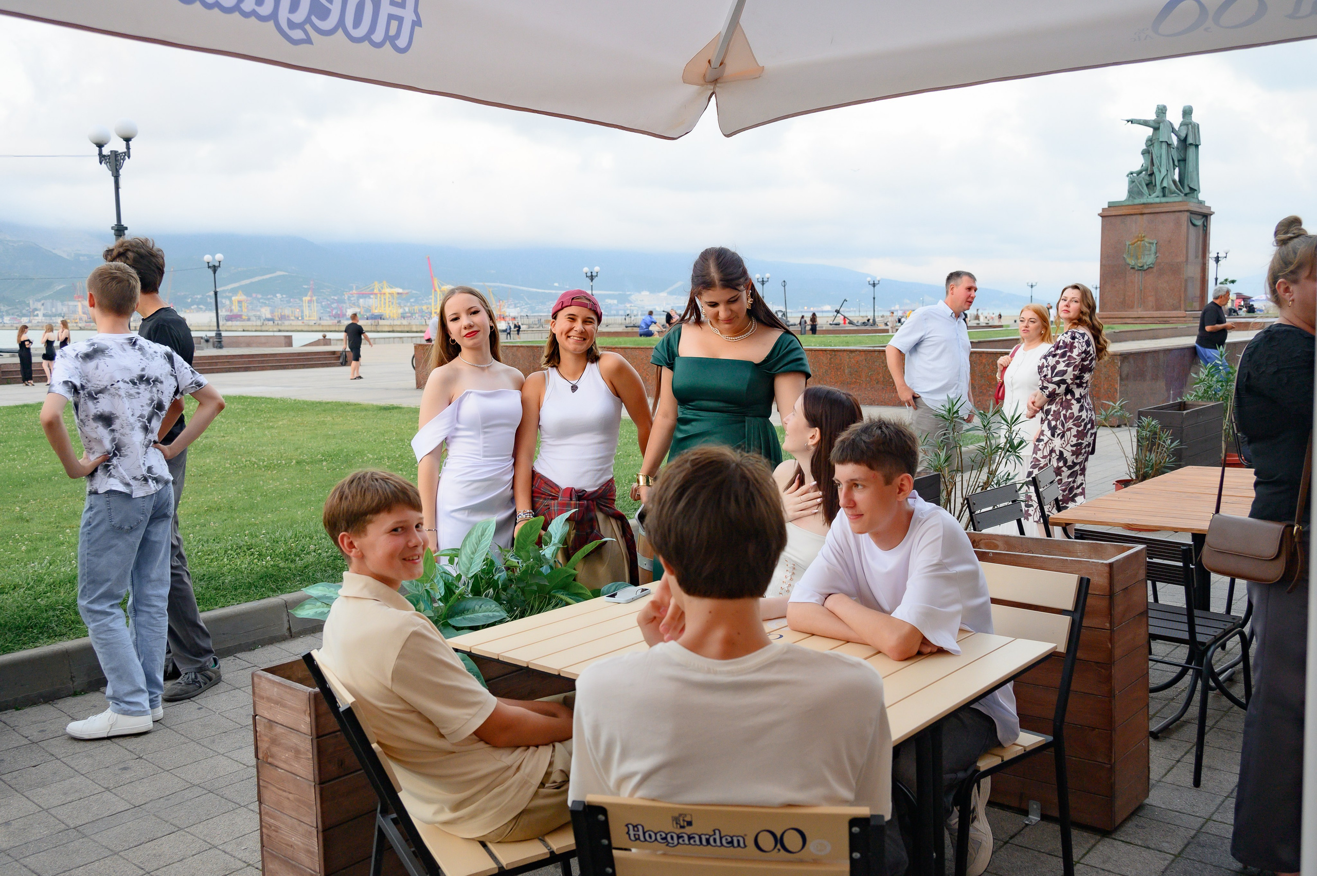 Выпускной 9 кл 2025. Семейный и детский фотограф в Новороссийске Лебедева Елена