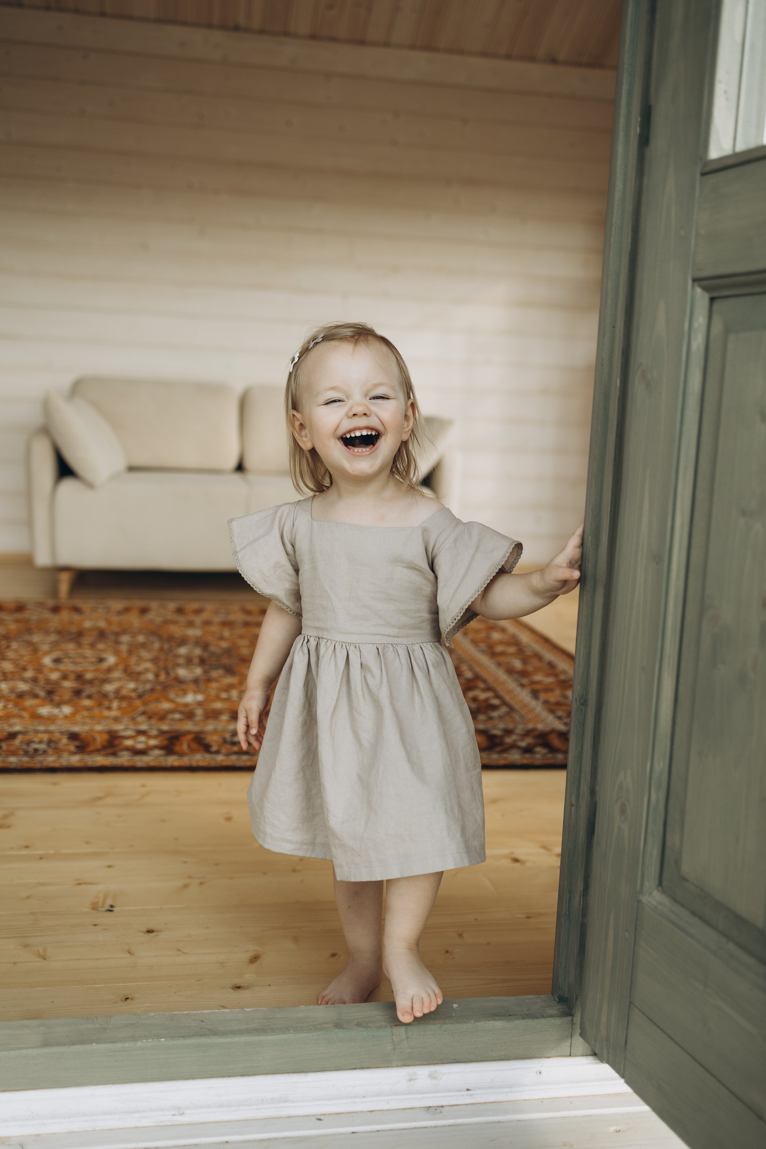 Оля и Мирослава Беседка. Семейный фотограф в Москве Виктория Ястребинская