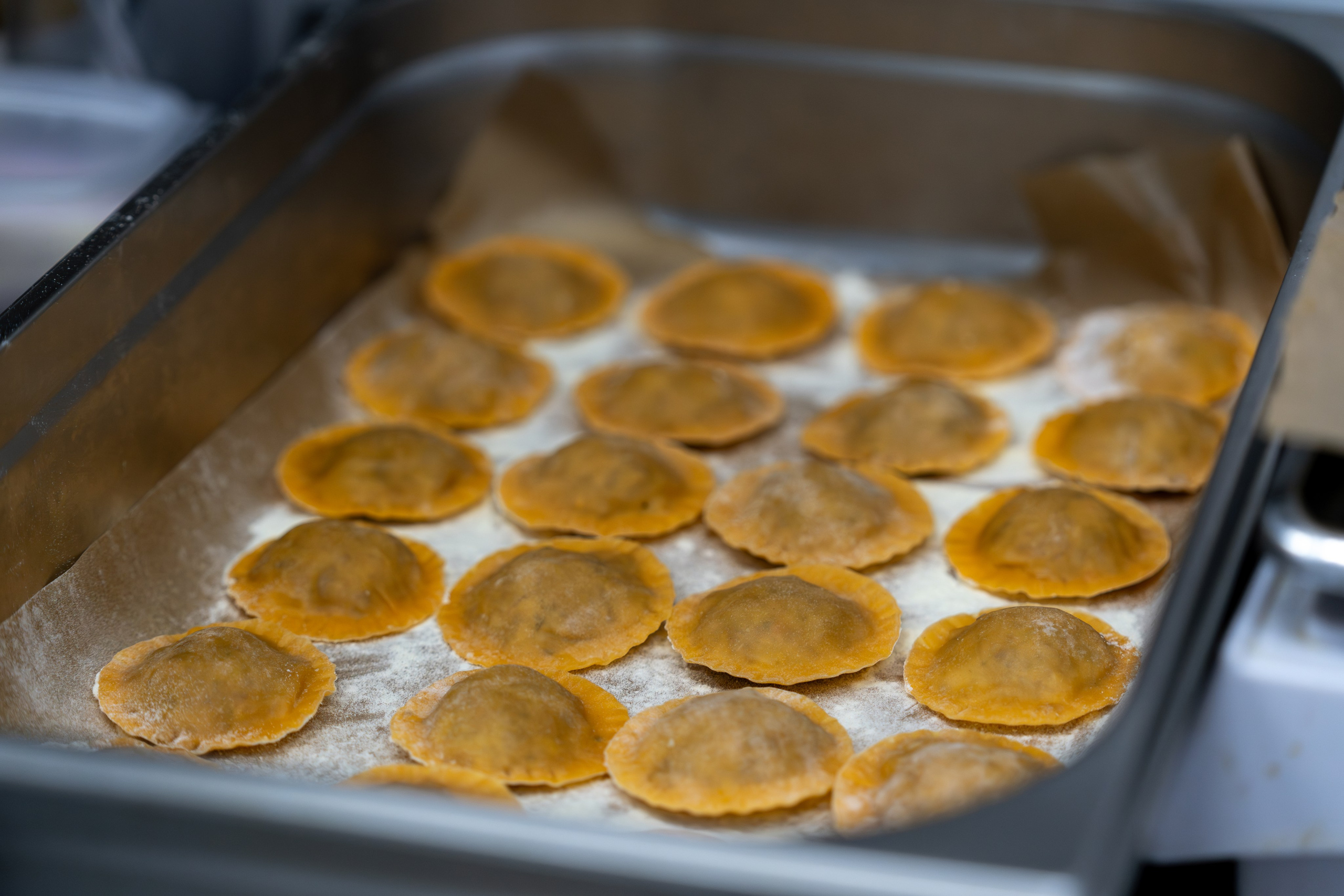 Гастрономический ужин «Лесная Италия» с Мирко Дзаго в ресторане RiverSide. Репортажный фотограф в Красной Поляне и Сочи Павлюченко Екатерина