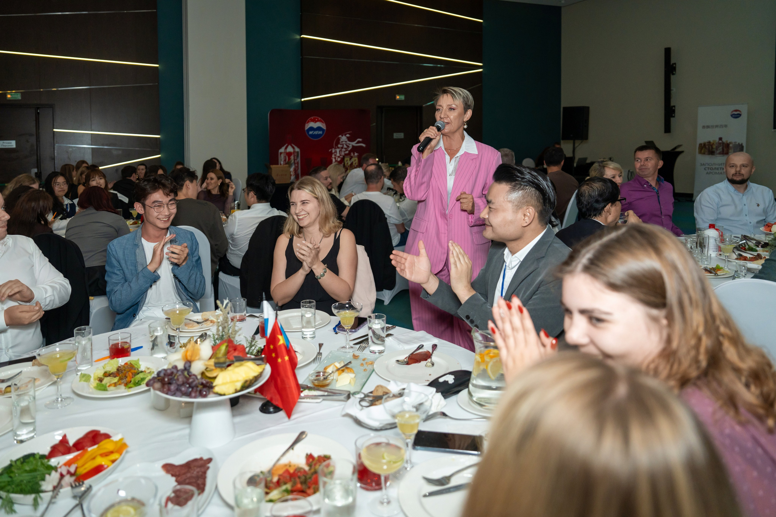 ChinaRosaFest 2024. Репортажный фотограф в Красной Поляне и Сочи Павлюченко Екатерина