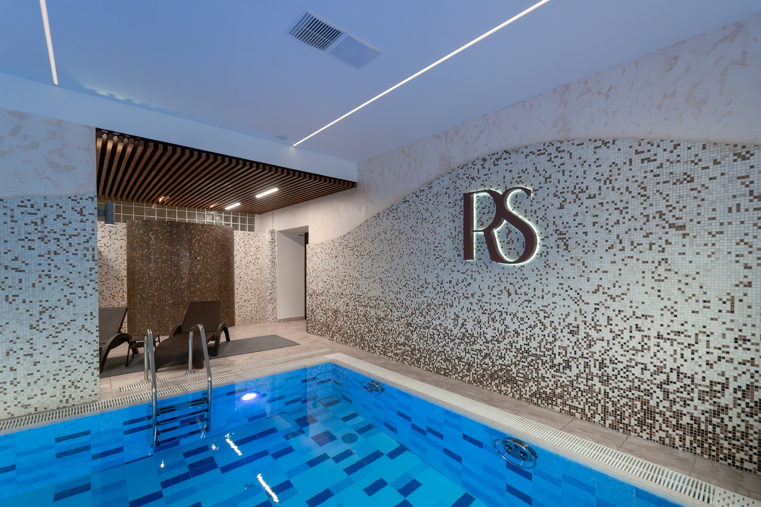 Термальная зона в отеле Rosa Springs. Репортажный фотограф в Красной Поляне и Сочи Павлюченко Екатерина