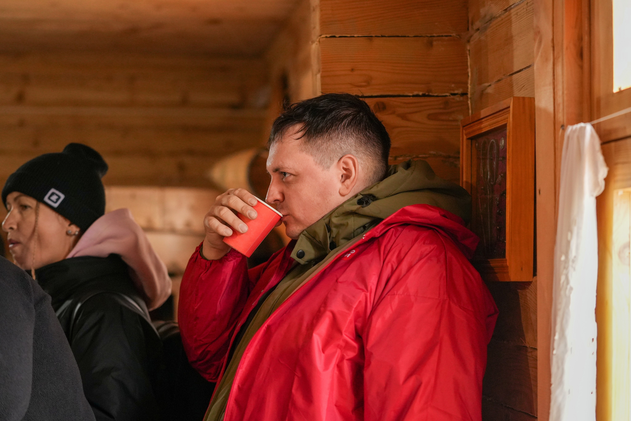 MICE мероприятие — хайкинг на курорте Роза Хутор. Репортажный фотограф в Красной Поляне и Сочи Павлюченко Екатерина