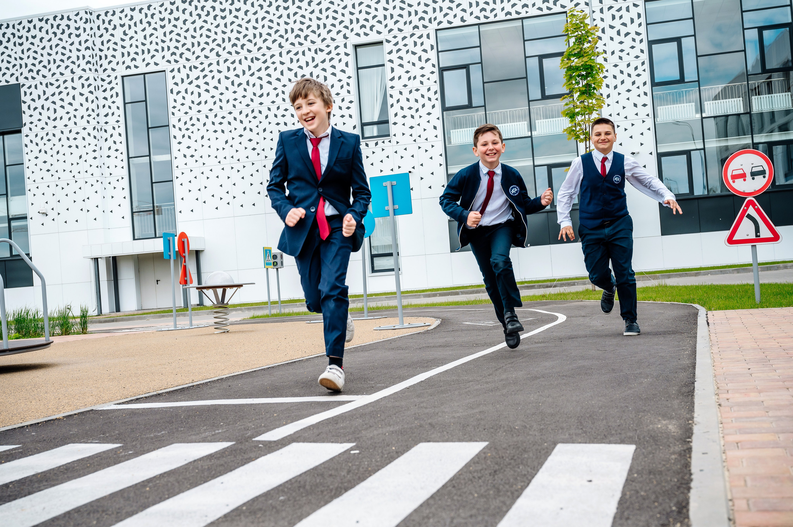 Средняя школа 4 класс