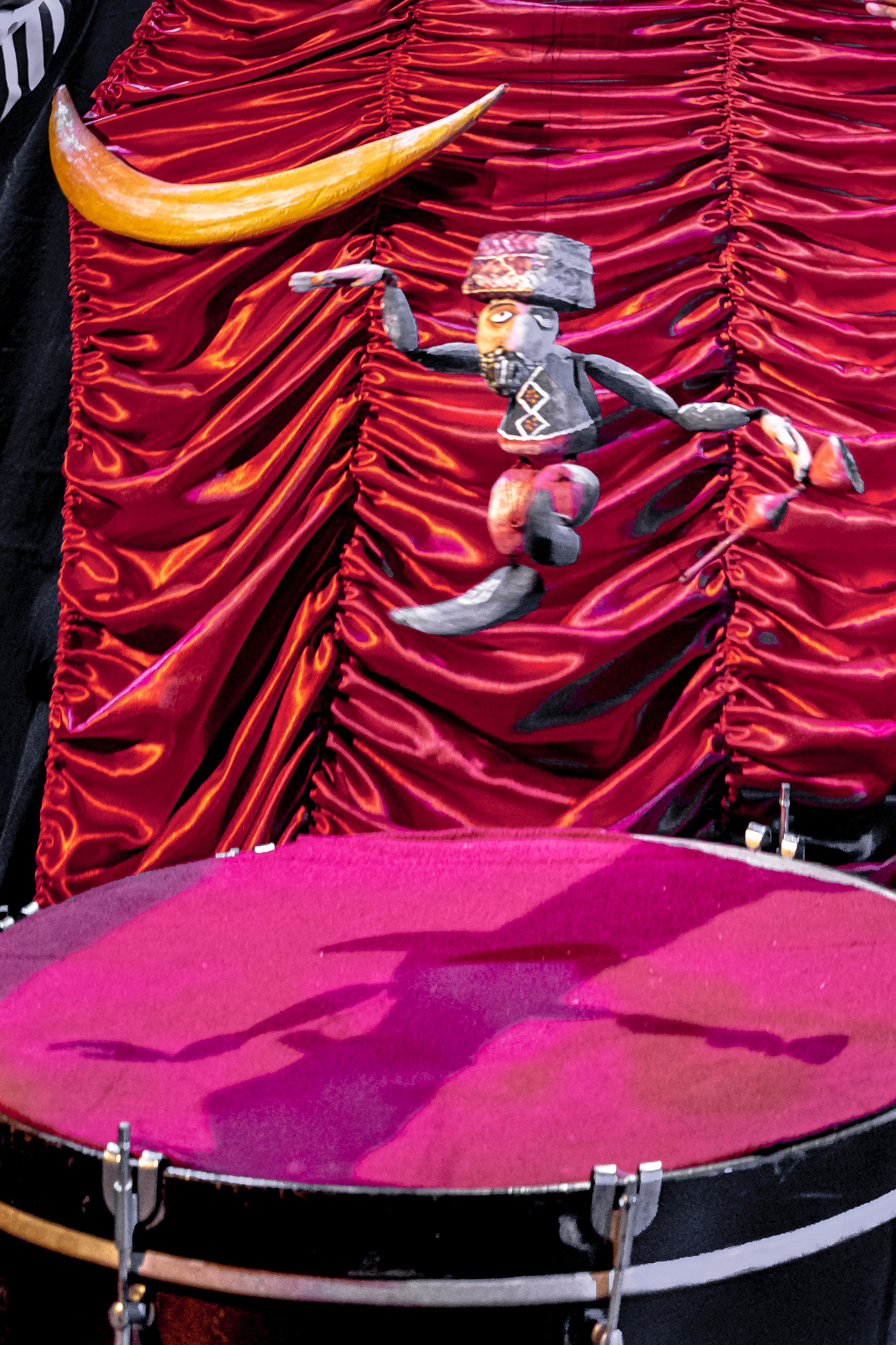 Цирк из Саквояжа спектакль театра САКВОЯЖ. Фотограф в Сочи Юрий Шептаев