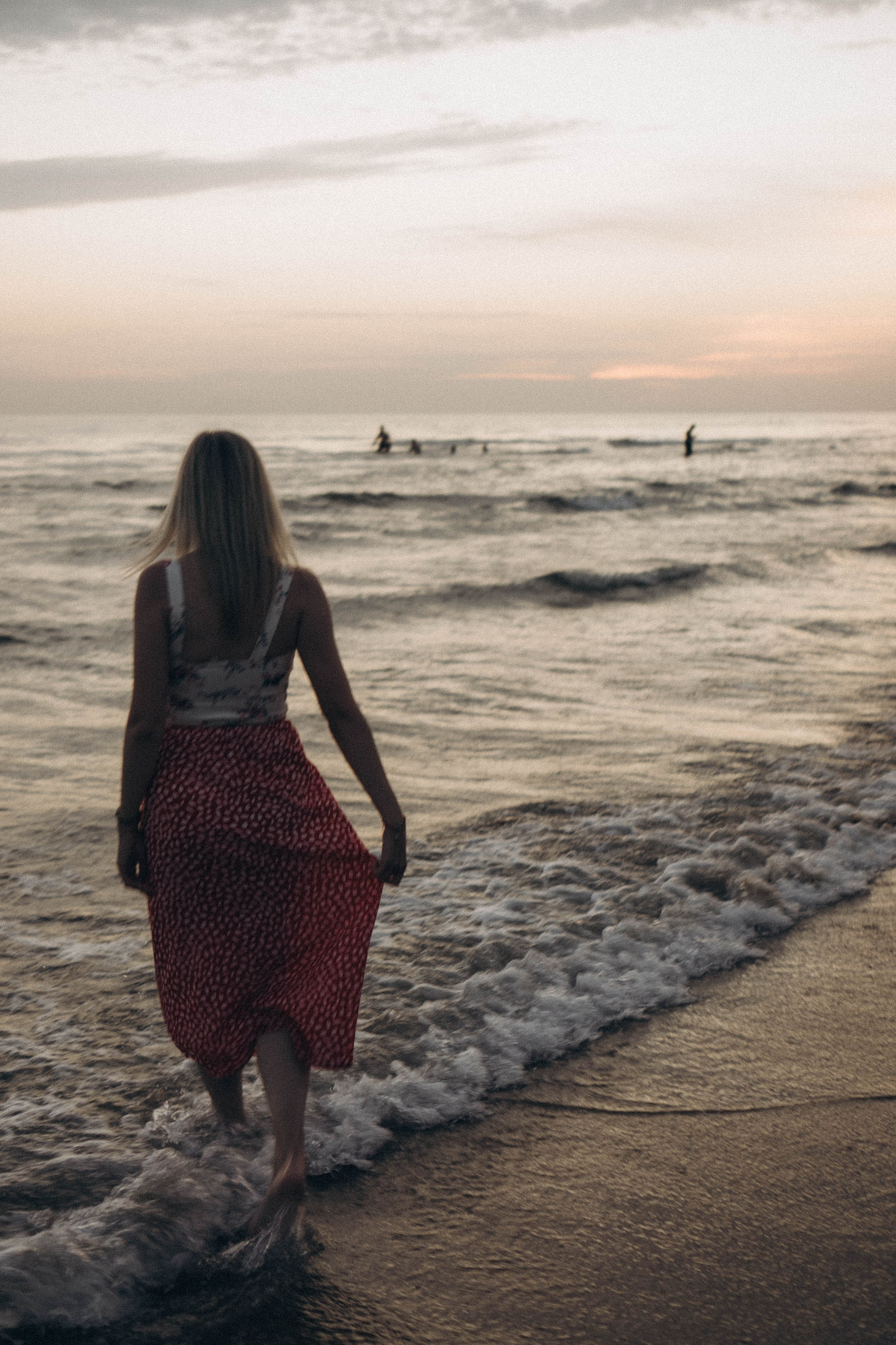 Июльский вечер на берегу черного моря. Профессиональный фотограф, Санкт-Петербург — Виктория Богомолова