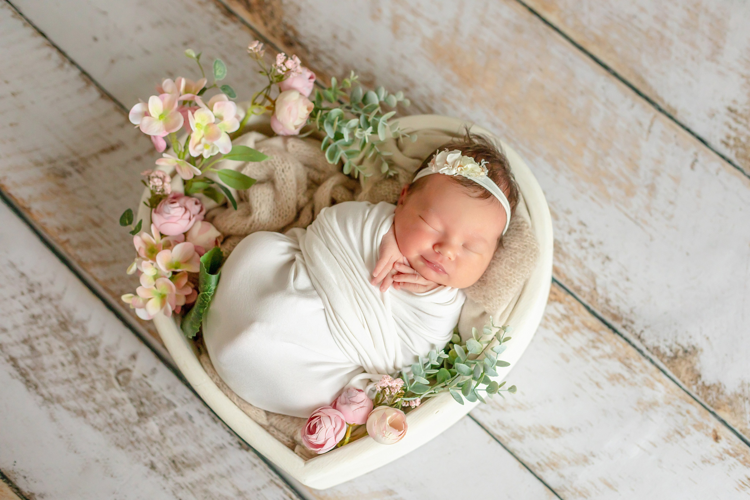Новорожденные до 28 дней. Фотограф новорожденных в Тюмени