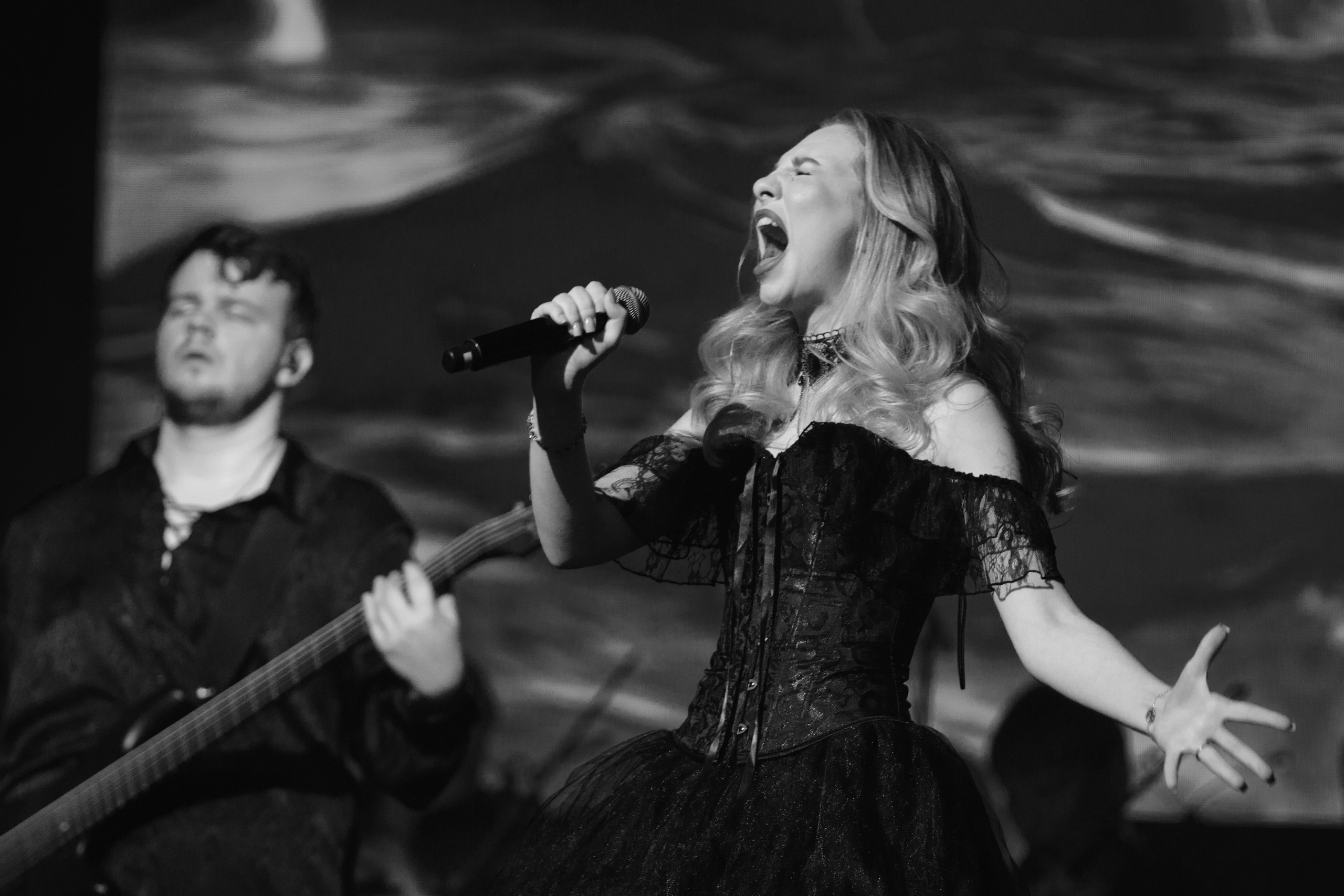 Saphath с симф.оркестром. Фотограф. г. Южно-Сахалинск. Олег Толстов