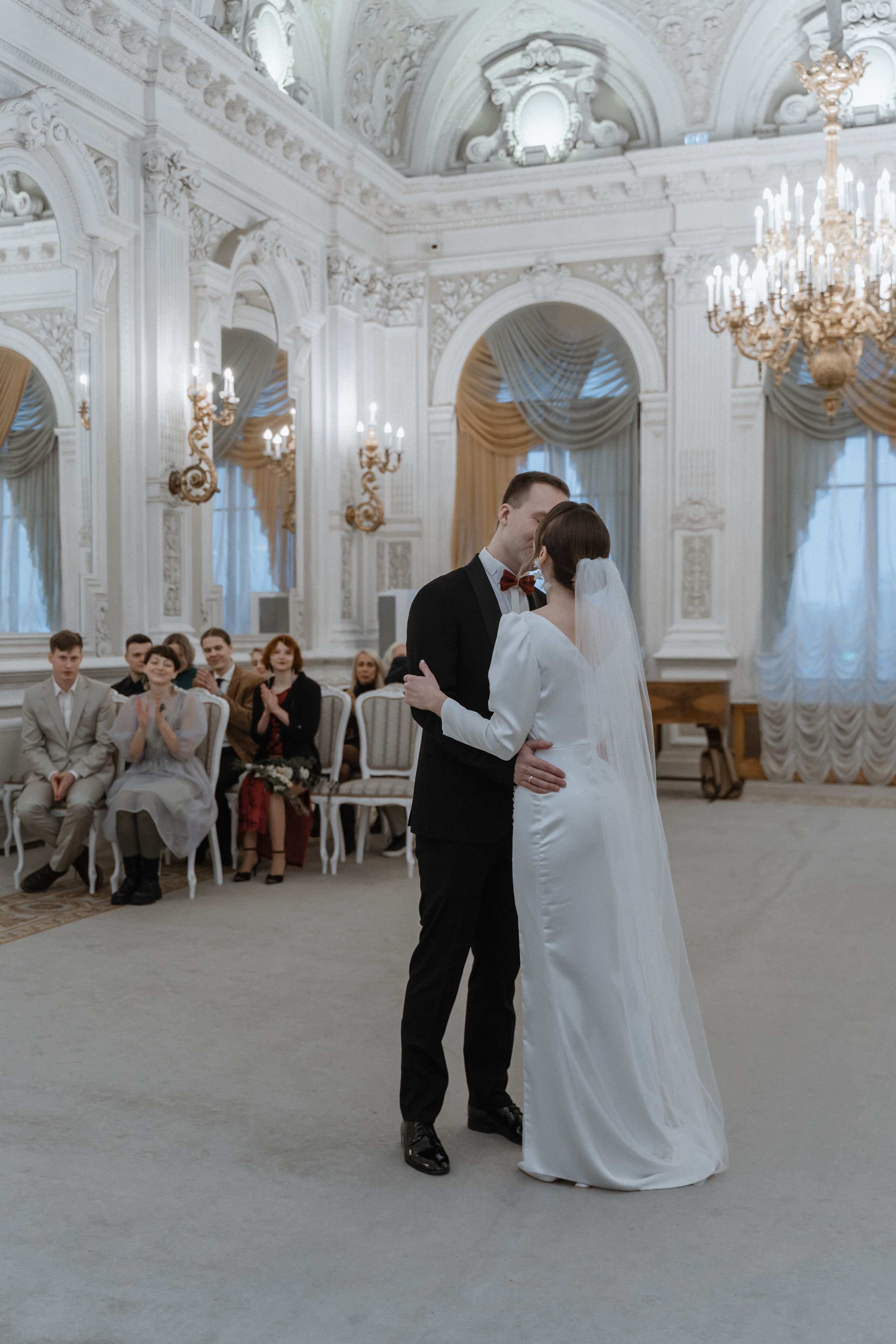 Бабочку лучше красную. Свадебный фотограф Москва Светлана Анисимова