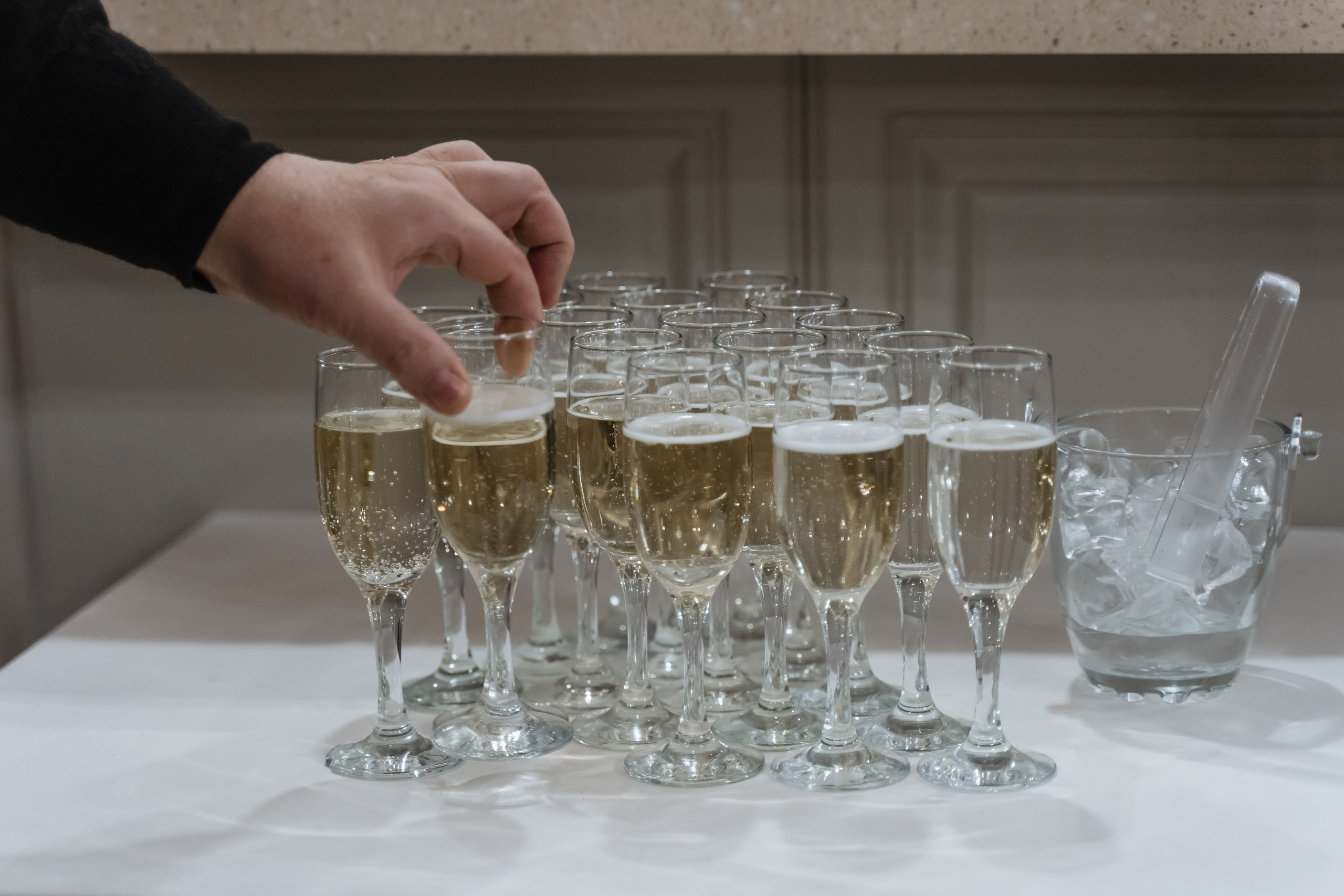 Бабочку лучше красную. Свадебный фотограф Москва Светлана Анисимова